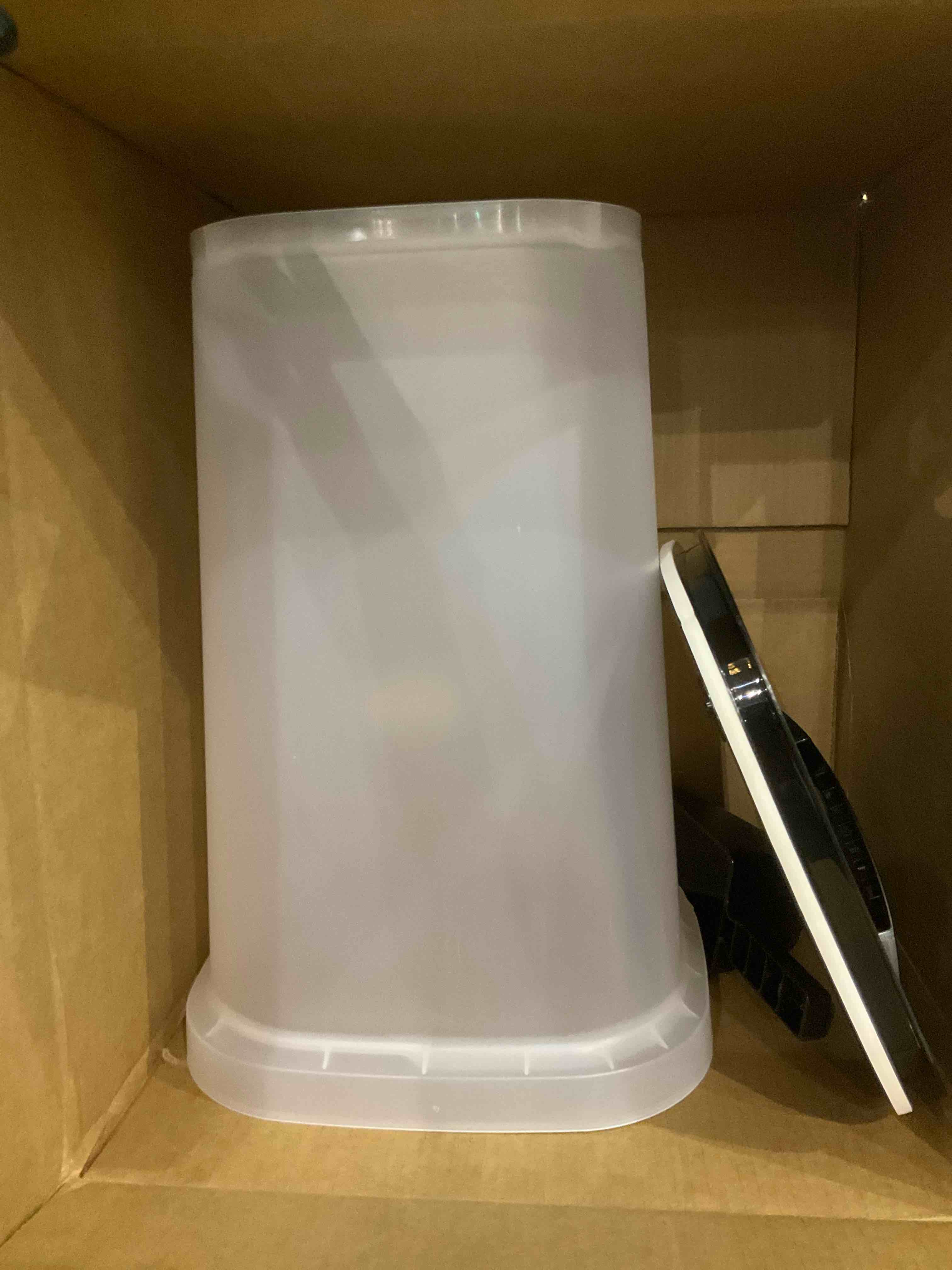 https://s3.amazonaws.com/lotting-images-prod/bidfta/PPE1980071_1741962019629.jpeg