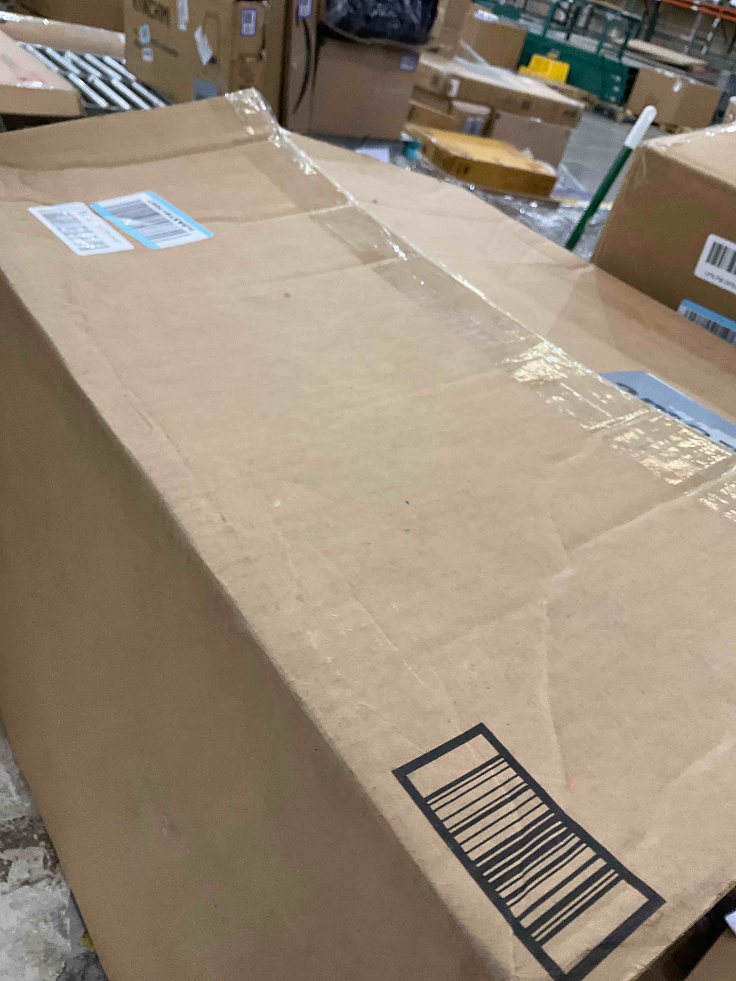 https://s3.amazonaws.com/lotting-images-prod/bidfta/PPE1980660_1742226344069.jpeg