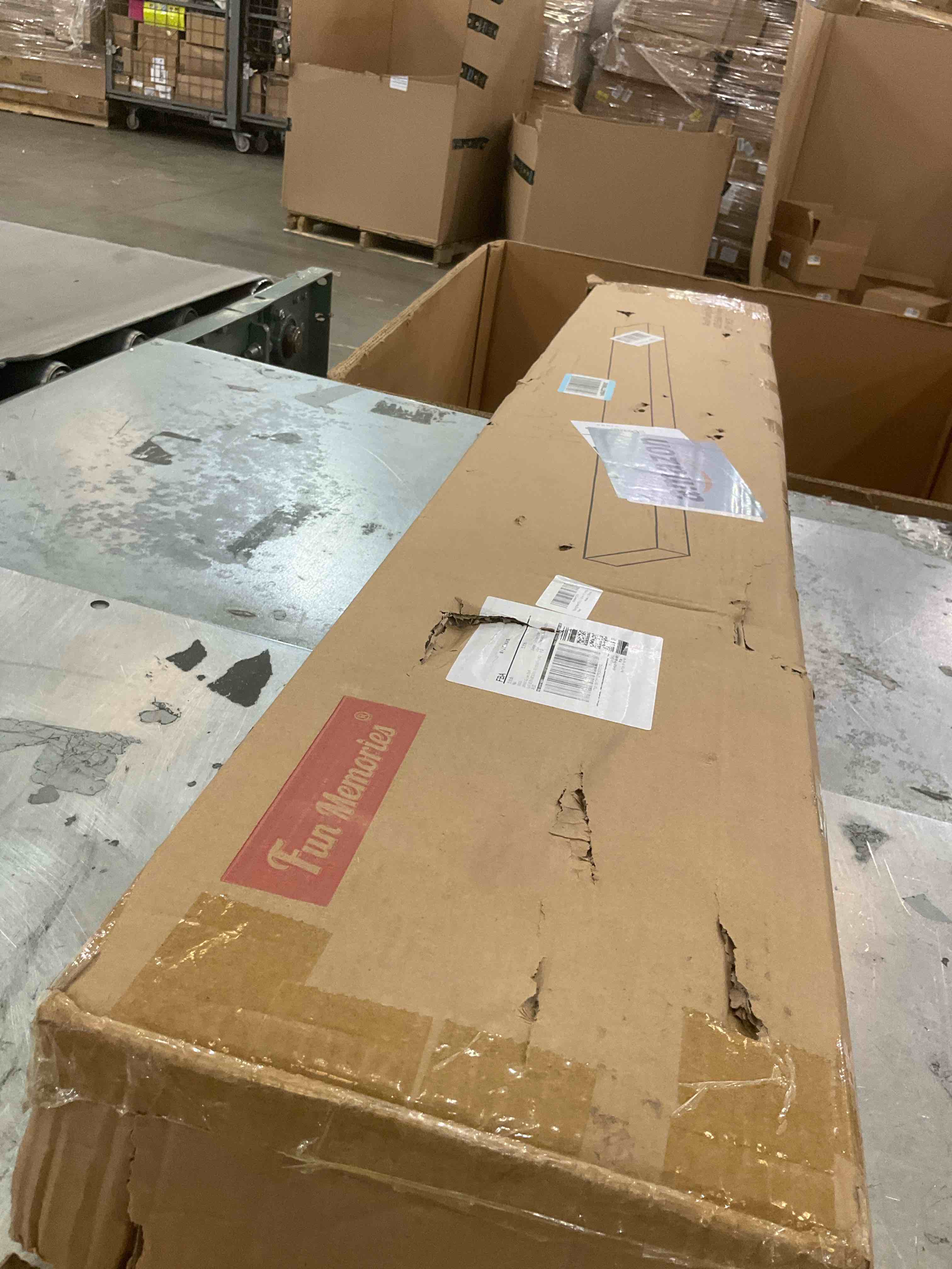 https://s3.amazonaws.com/lotting-images-prod/bidfta/PPE1980785_1742233940386.jpeg