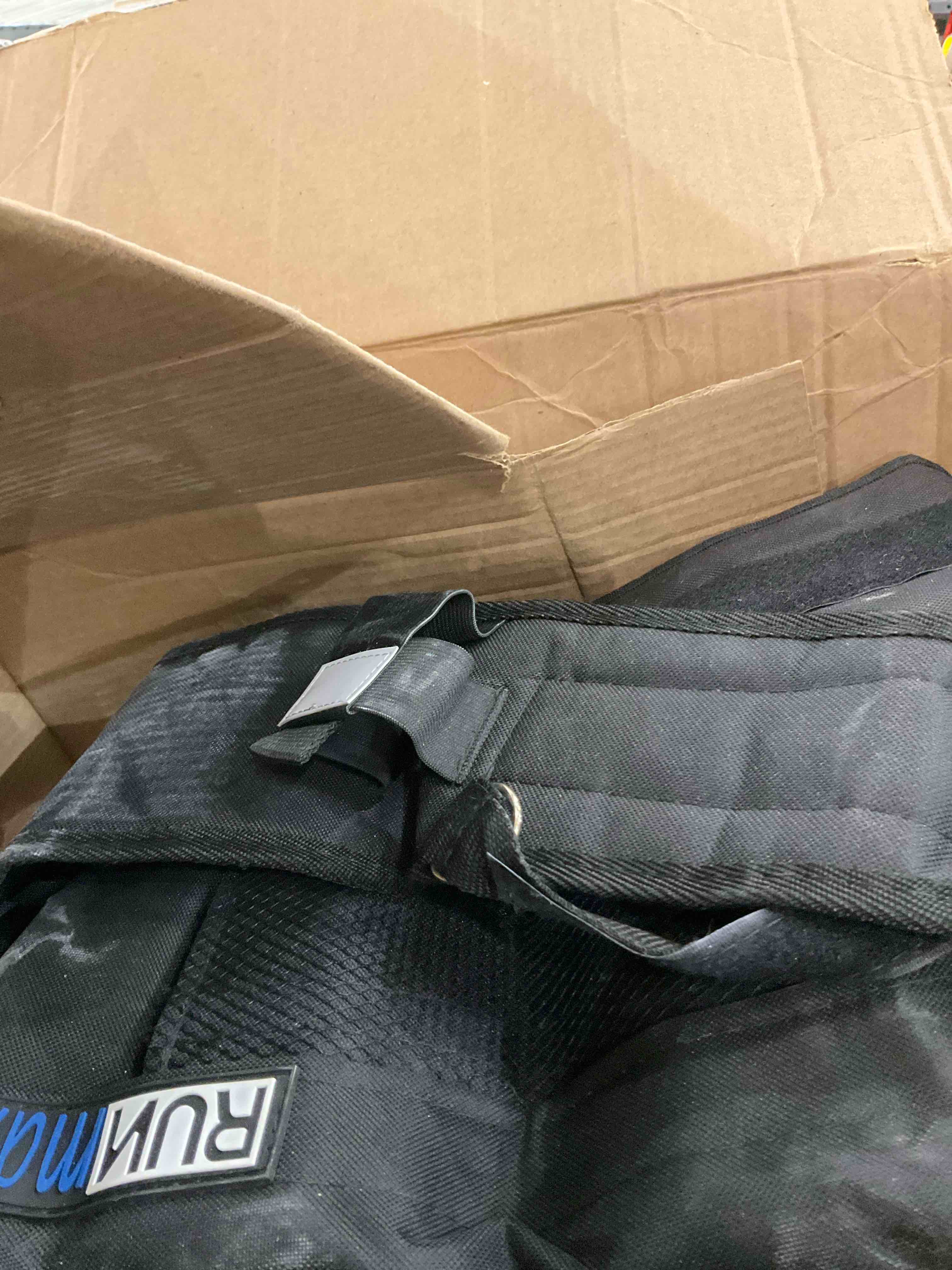 https://s3.amazonaws.com/lotting-images-prod/bidfta/PPE1980964_1742307860783.jpeg