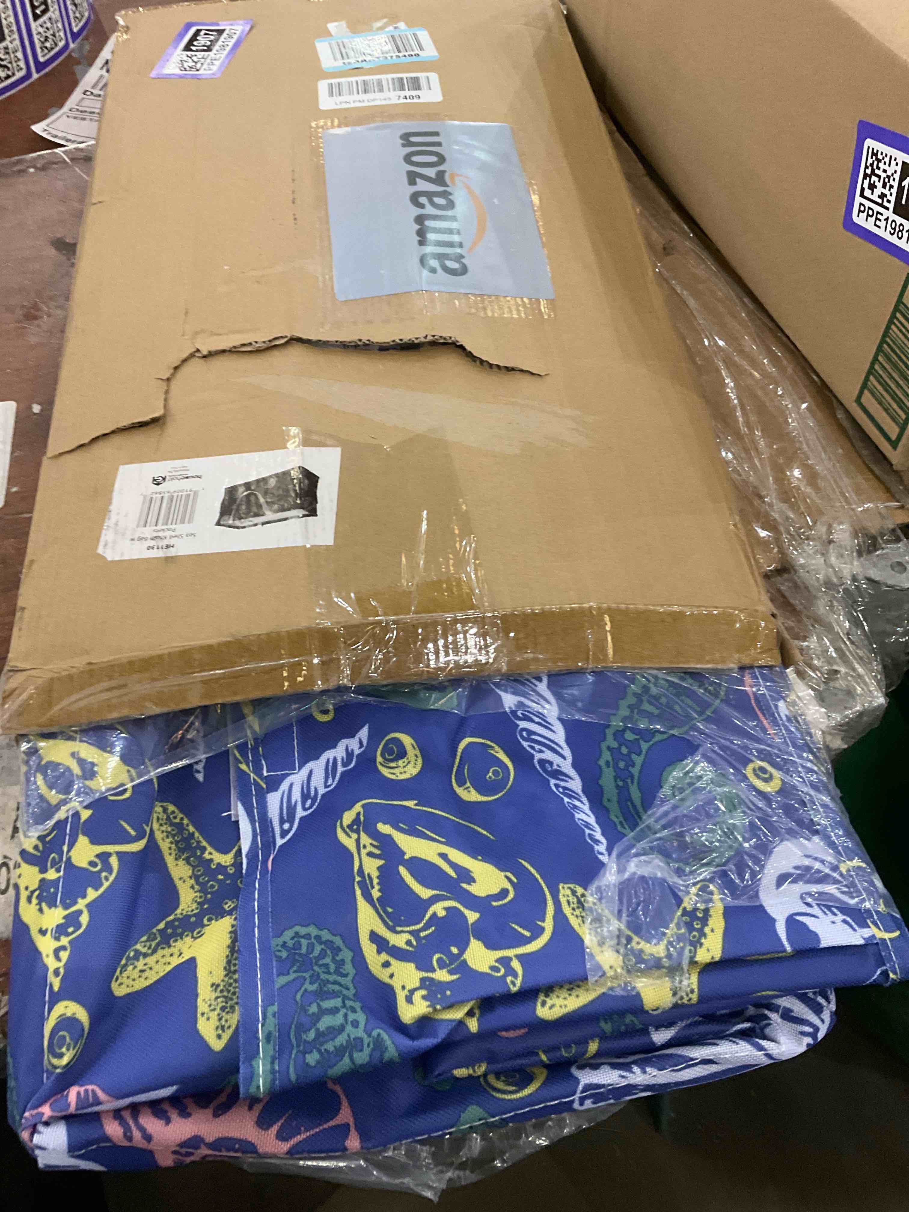 https://s3.amazonaws.com/lotting-images-prod/bidfta/PPE1981907_1741621016799.jpeg