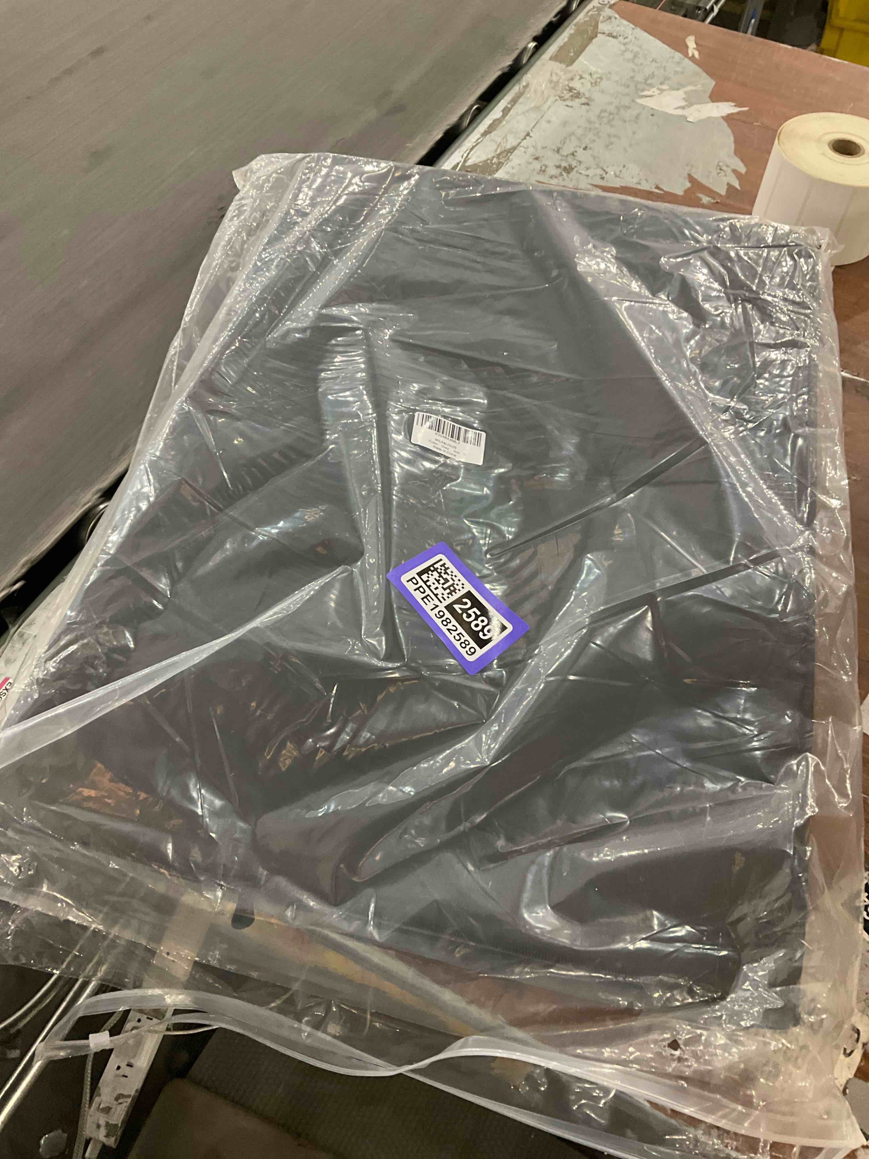 https://s3.amazonaws.com/lotting-images-prod/bidfta/PPE1982589_1741787673479.jpeg