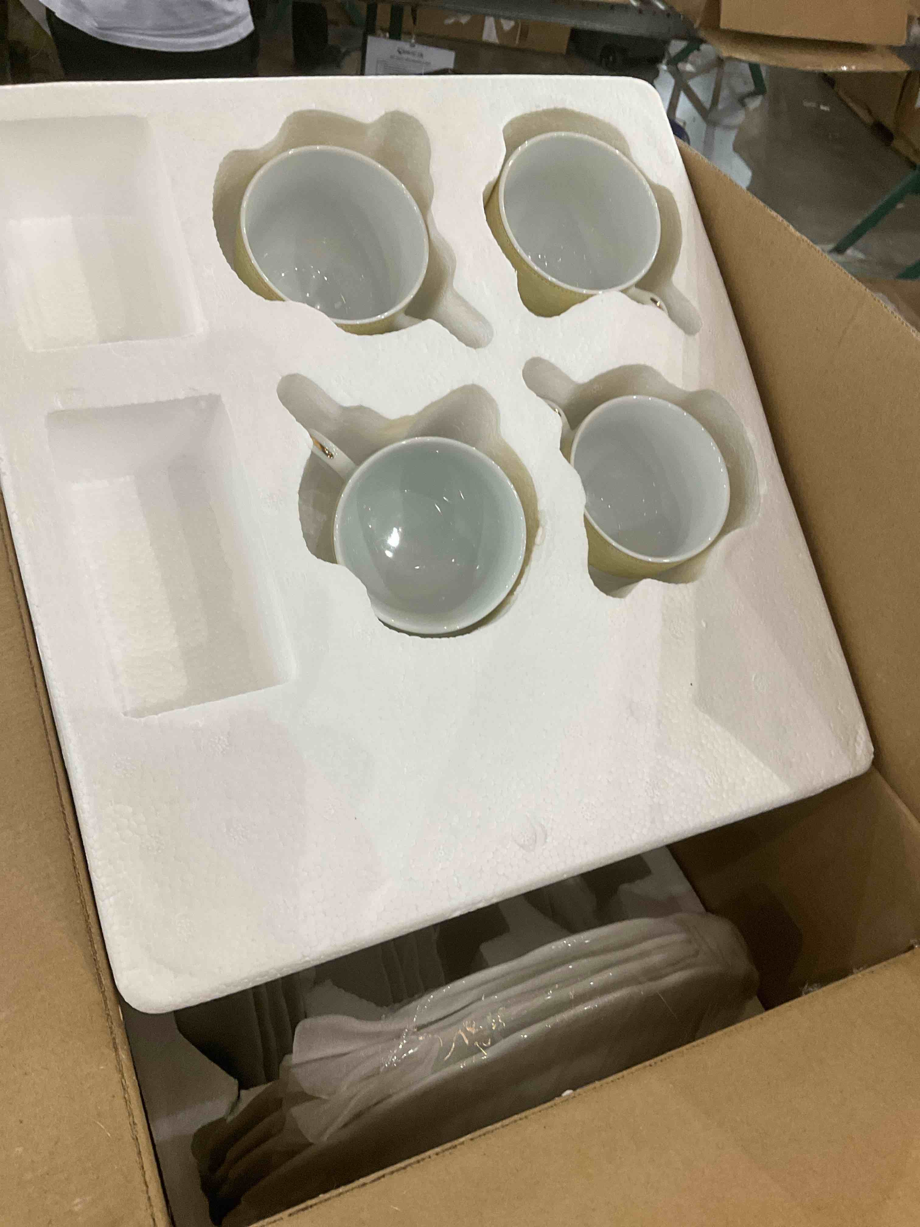 https://s3.amazonaws.com/lotting-images-prod/bidfta/PPE1983114_1741877566935.jpeg