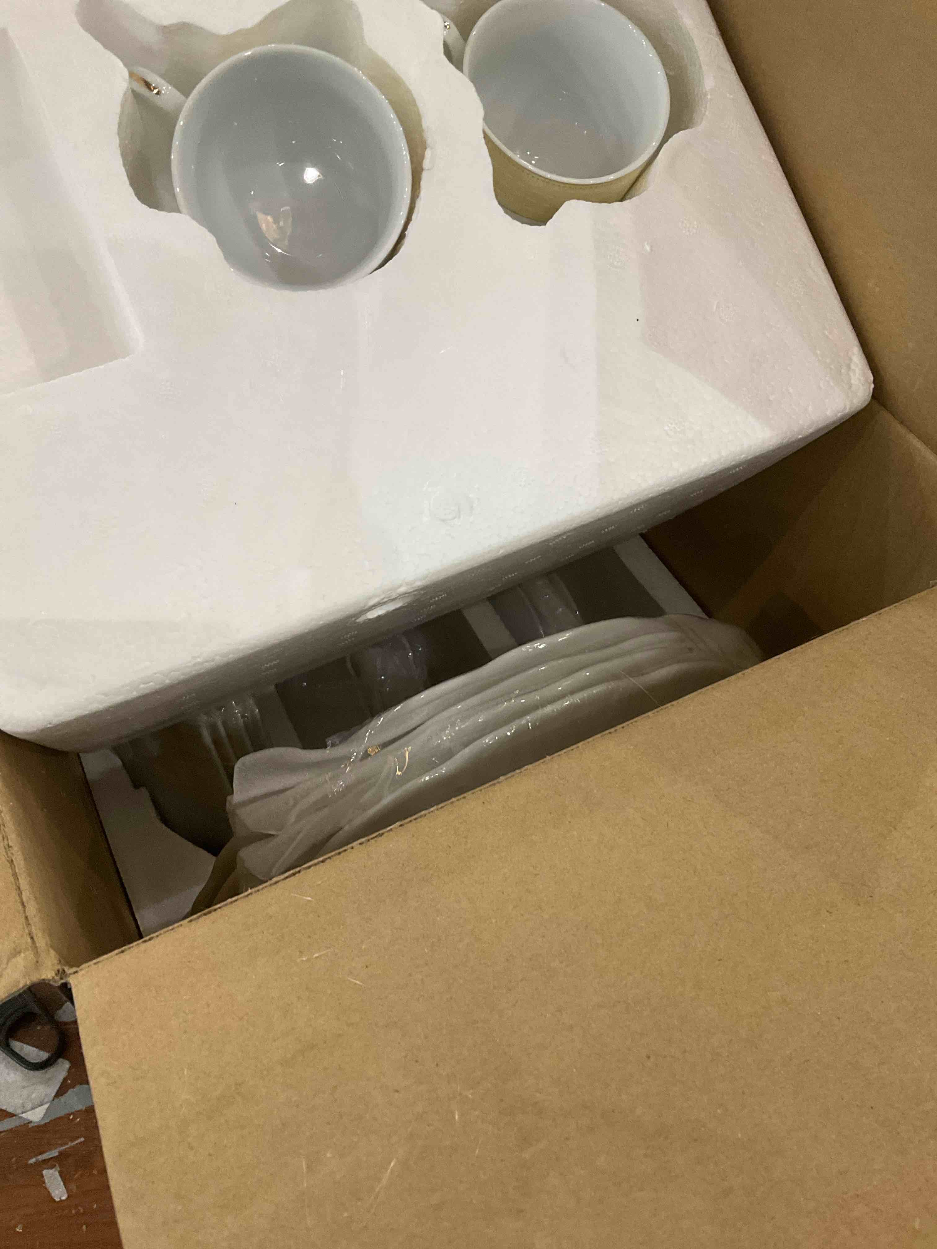 https://s3.amazonaws.com/lotting-images-prod/bidfta/PPE1983114_1741877568646.jpeg