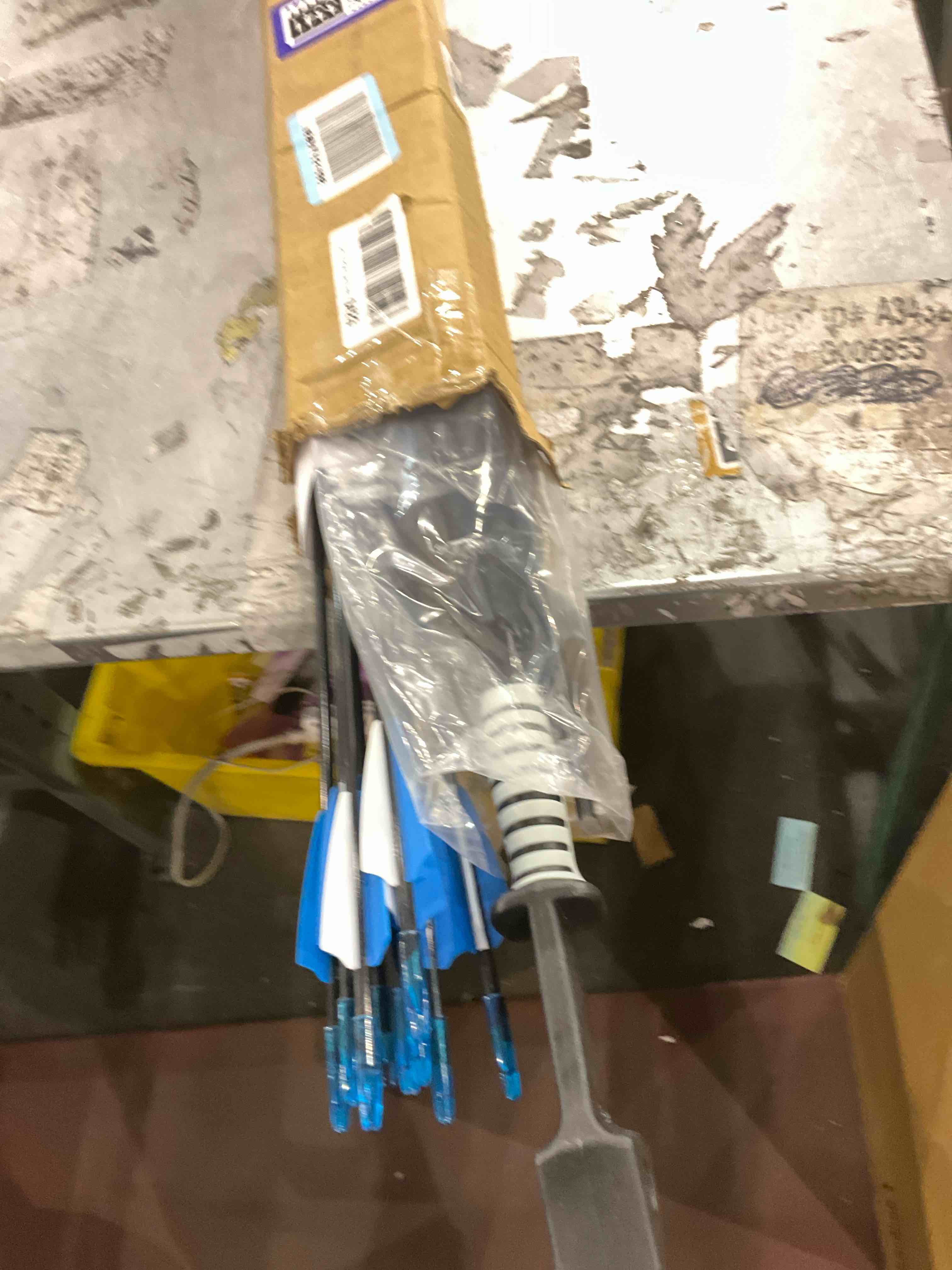 https://s3.amazonaws.com/lotting-images-prod/bidfta/PPE1983341_1741953887633.jpeg