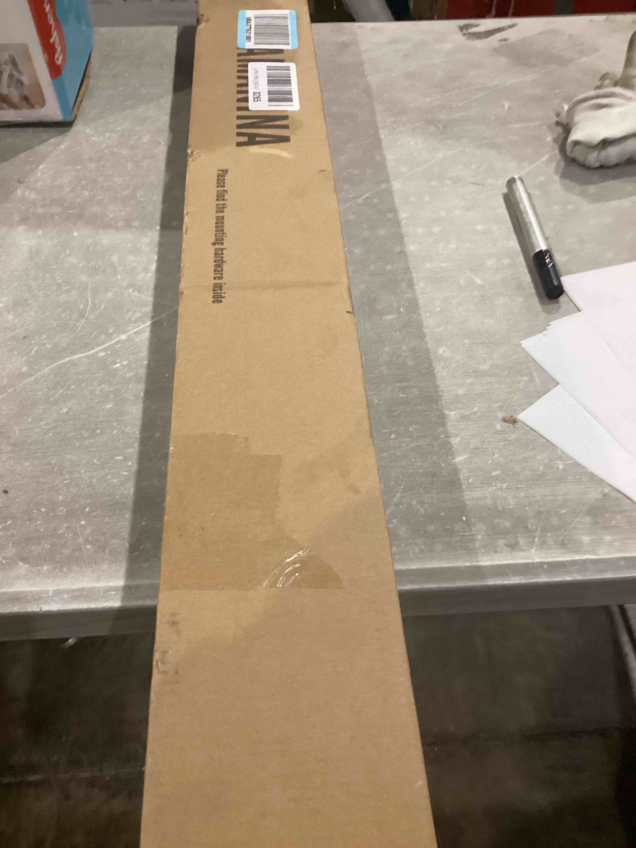 https://s3.amazonaws.com/lotting-images-prod/bidfta/PPE2029111_1740577940836.jpeg