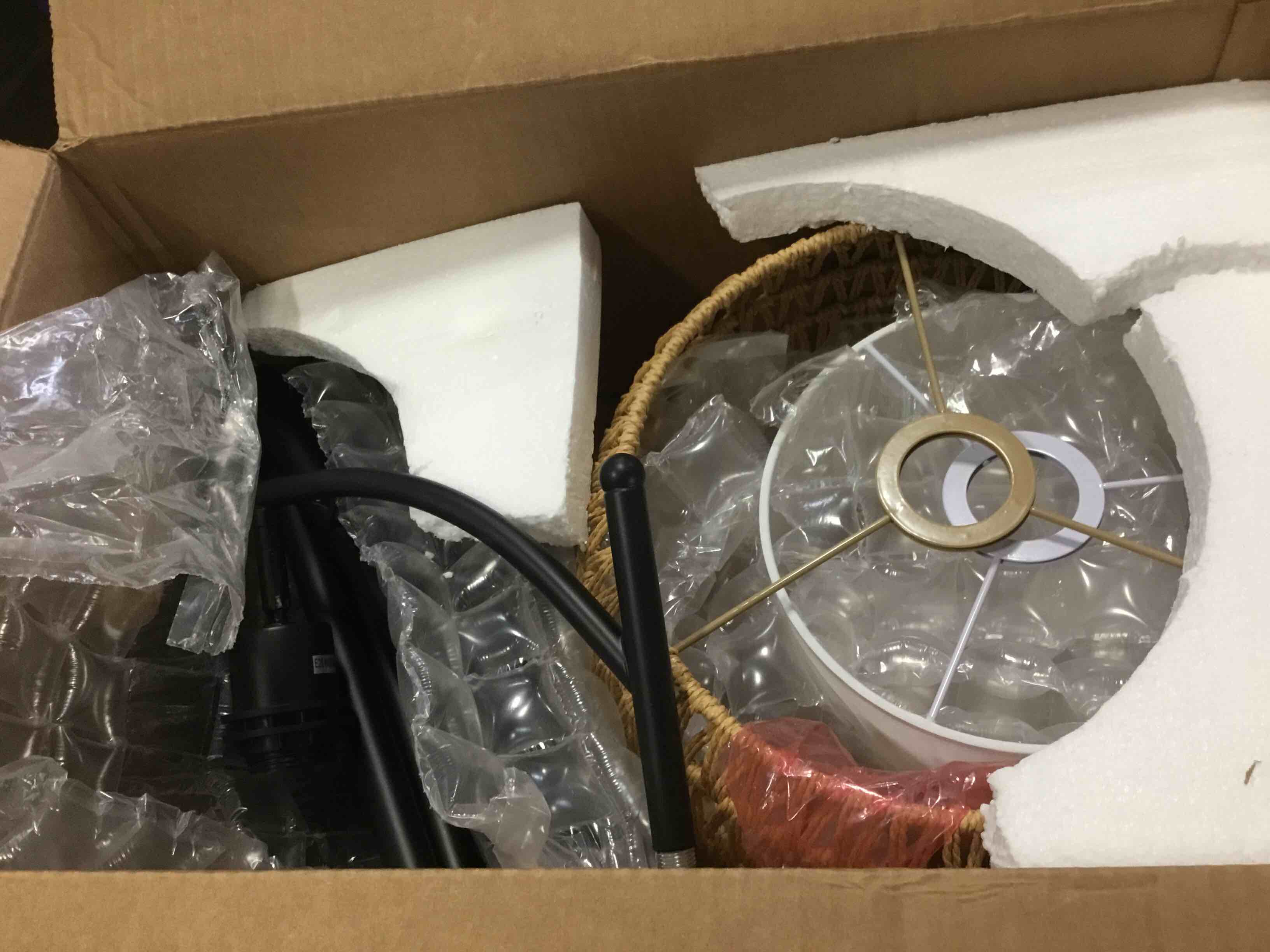 https://s3.amazonaws.com/lotting-images-prod/bidfta/PPE2032919_1744211825537.jpeg