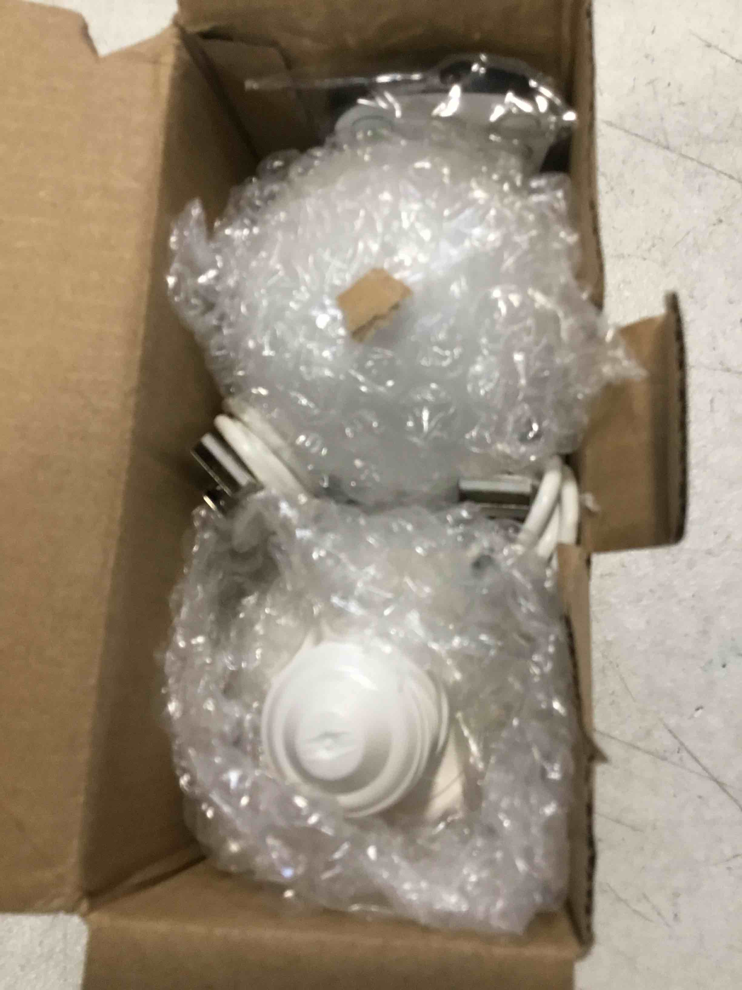 https://s3.amazonaws.com/lotting-images-prod/bidfta/PPE2033542_1744822247248.jpeg