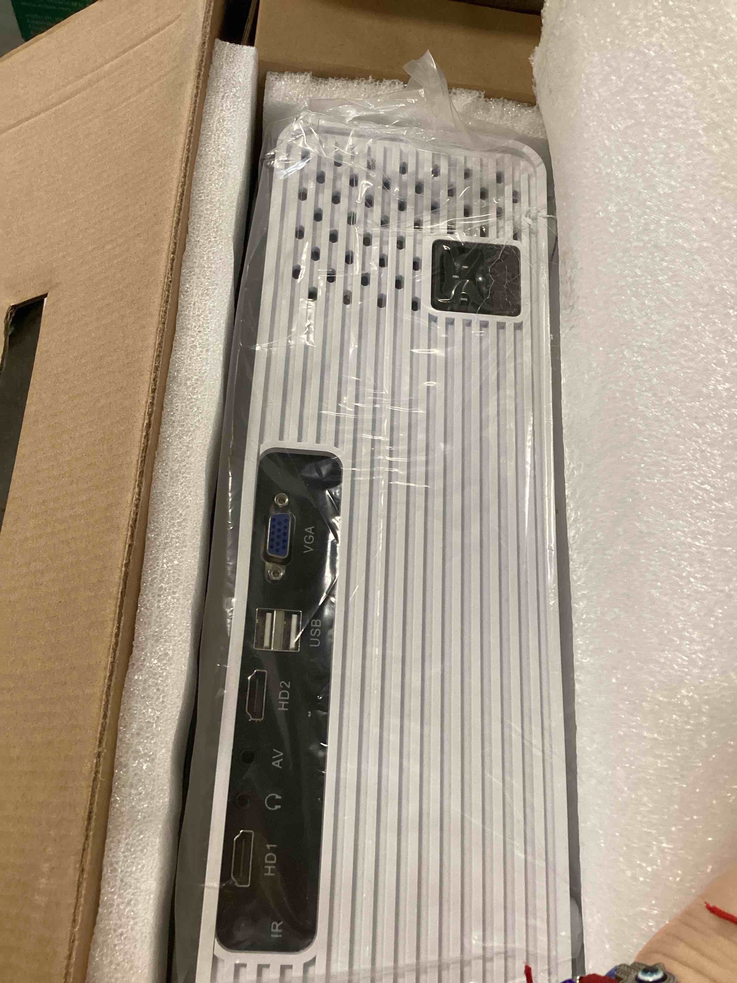 https://s3.amazonaws.com/lotting-images-prod/bidfta/PPE2034594_1745939189667.jpeg