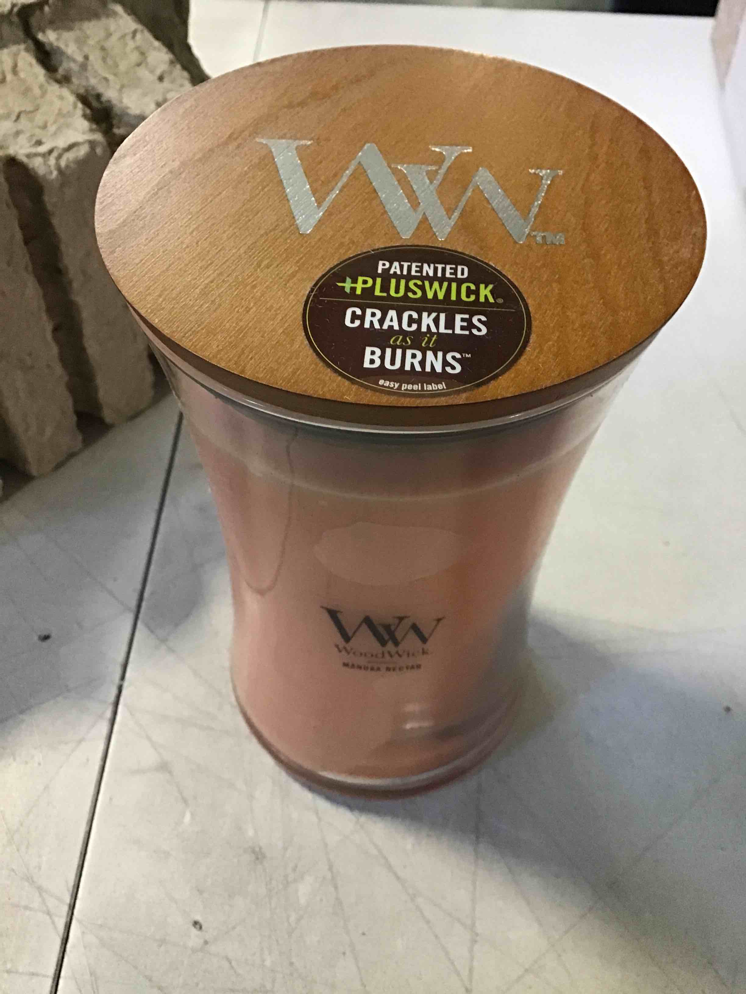 https://s3.amazonaws.com/lotting-images-prod/bidfta/PPE2037504_1744807801638.jpeg