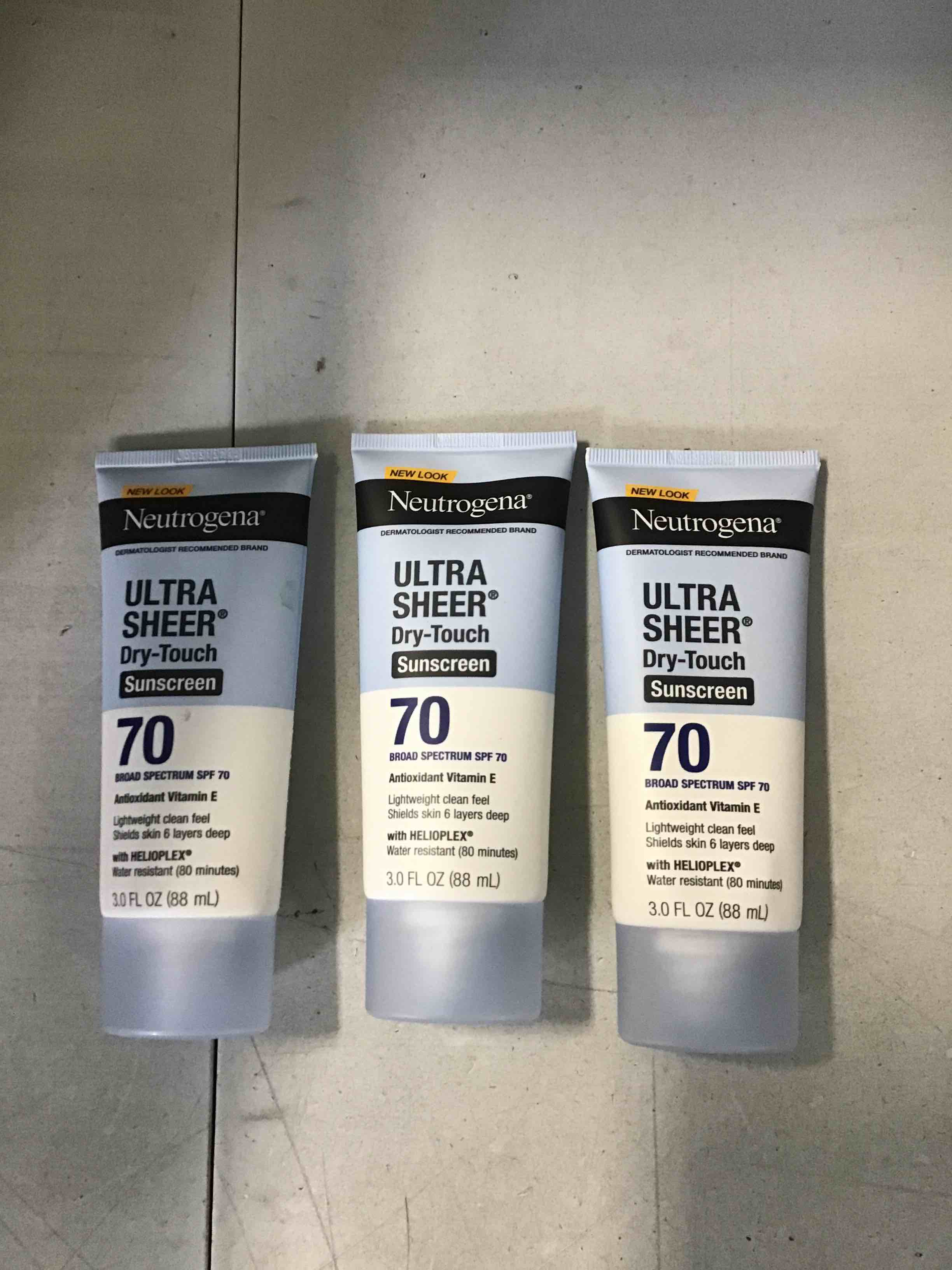 https://s3.amazonaws.com/lotting-images-prod/bidfta/PPE2037612_1744833541757.jpeg