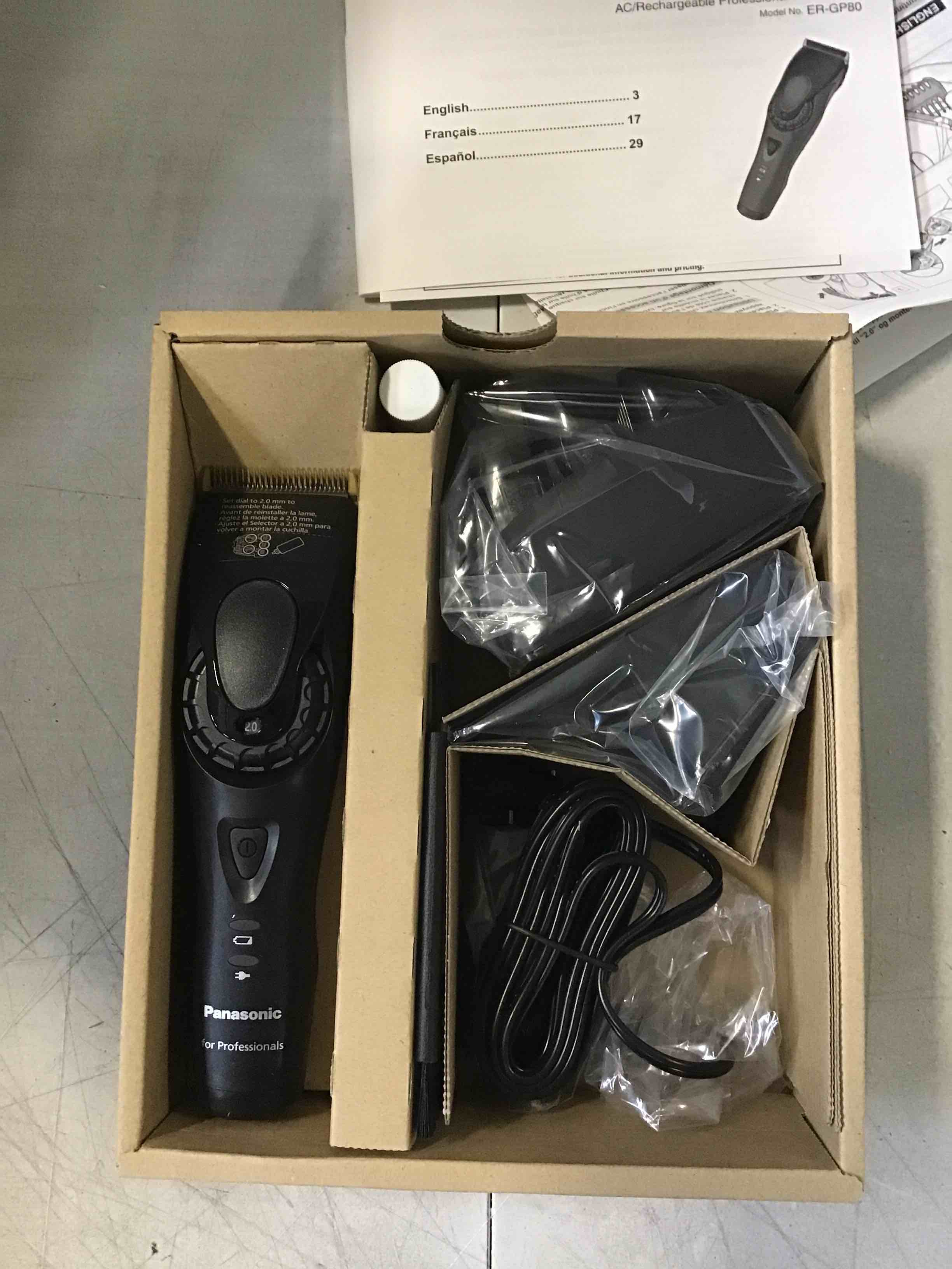 https://s3.amazonaws.com/lotting-images-prod/bidfta/PPE2037983_1745589196019.jpeg