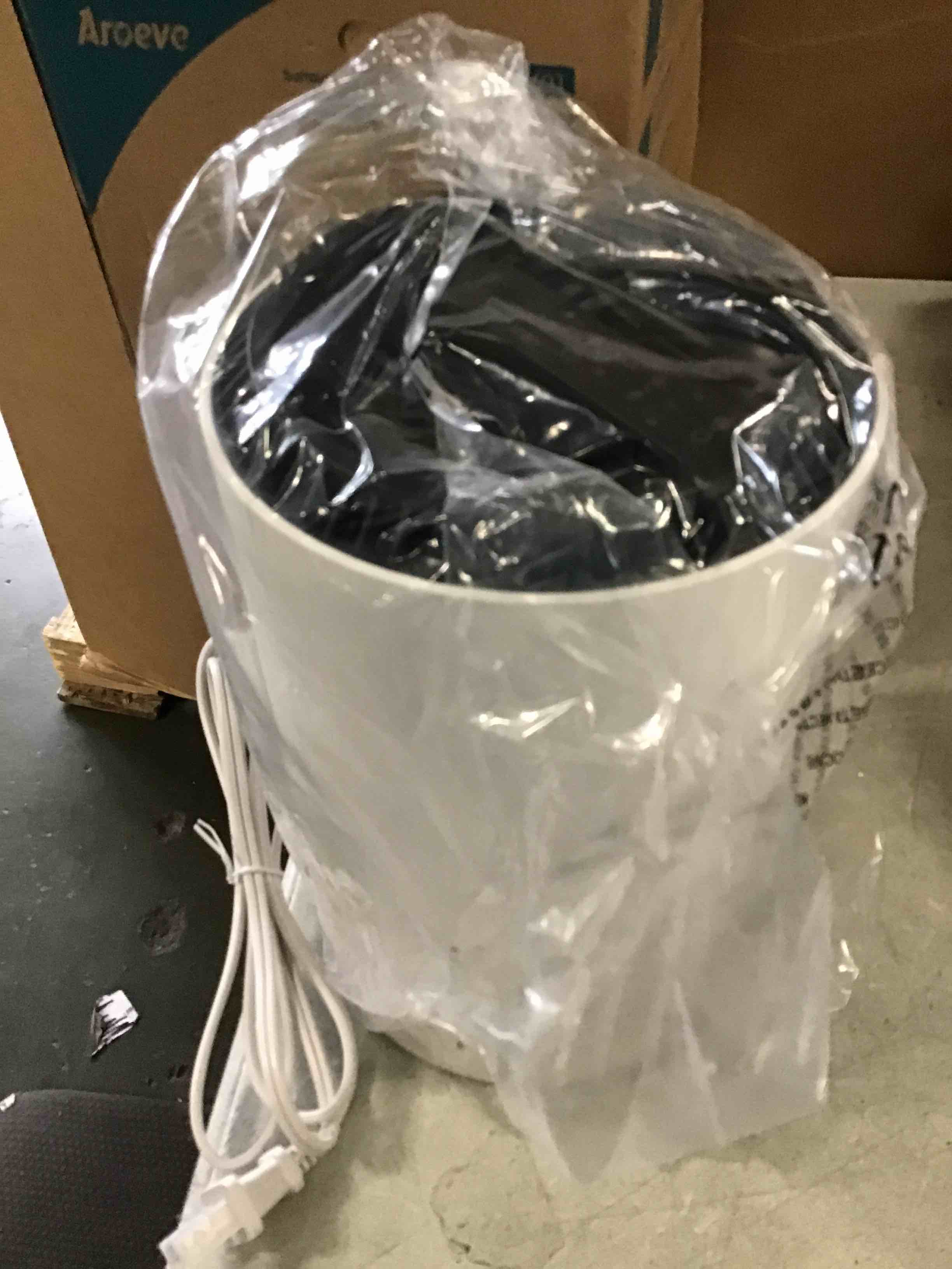 https://s3.amazonaws.com/lotting-images-prod/bidfta/PPE2045246_1744313642547.jpeg