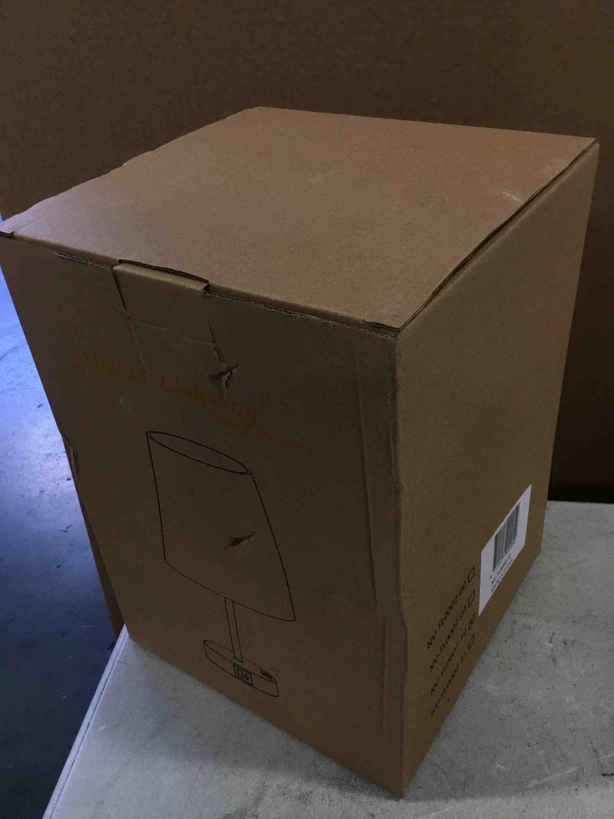https://s3.amazonaws.com/lotting-images-prod/bidfta/PPE2045536_1744721562642.jpeg