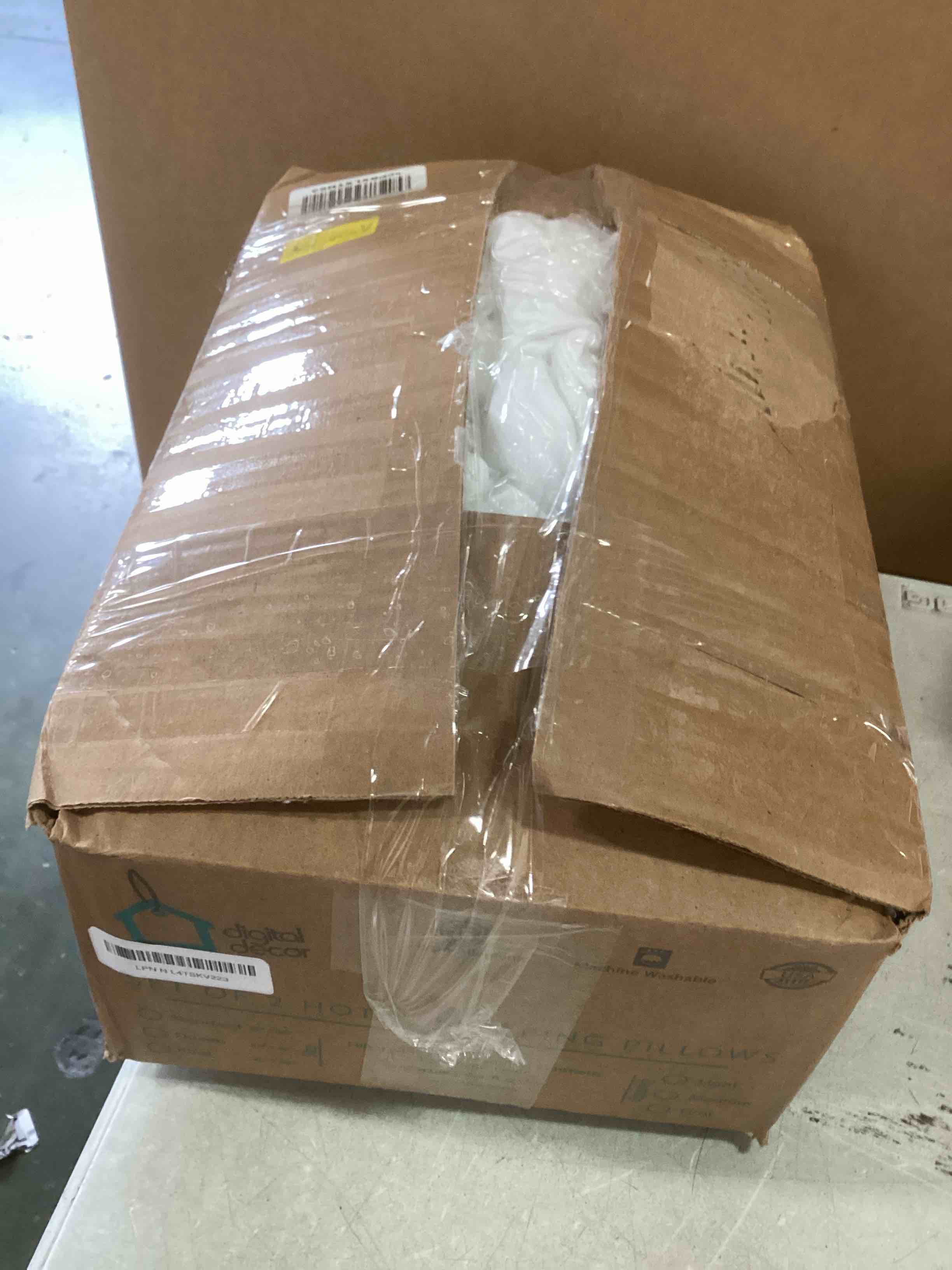 https://s3.amazonaws.com/lotting-images-prod/bidfta/PPE2046422_1745006197545.jpeg
