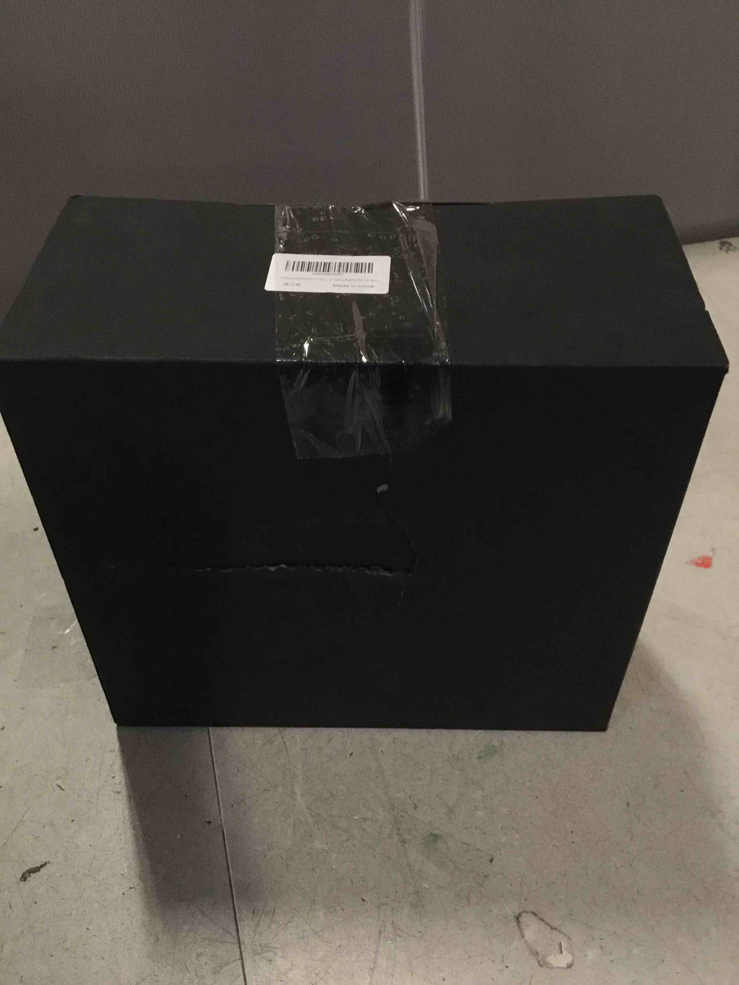 https://s3.amazonaws.com/lotting-images-prod/bidfta/PPE2046825_1745582141391.jpeg
