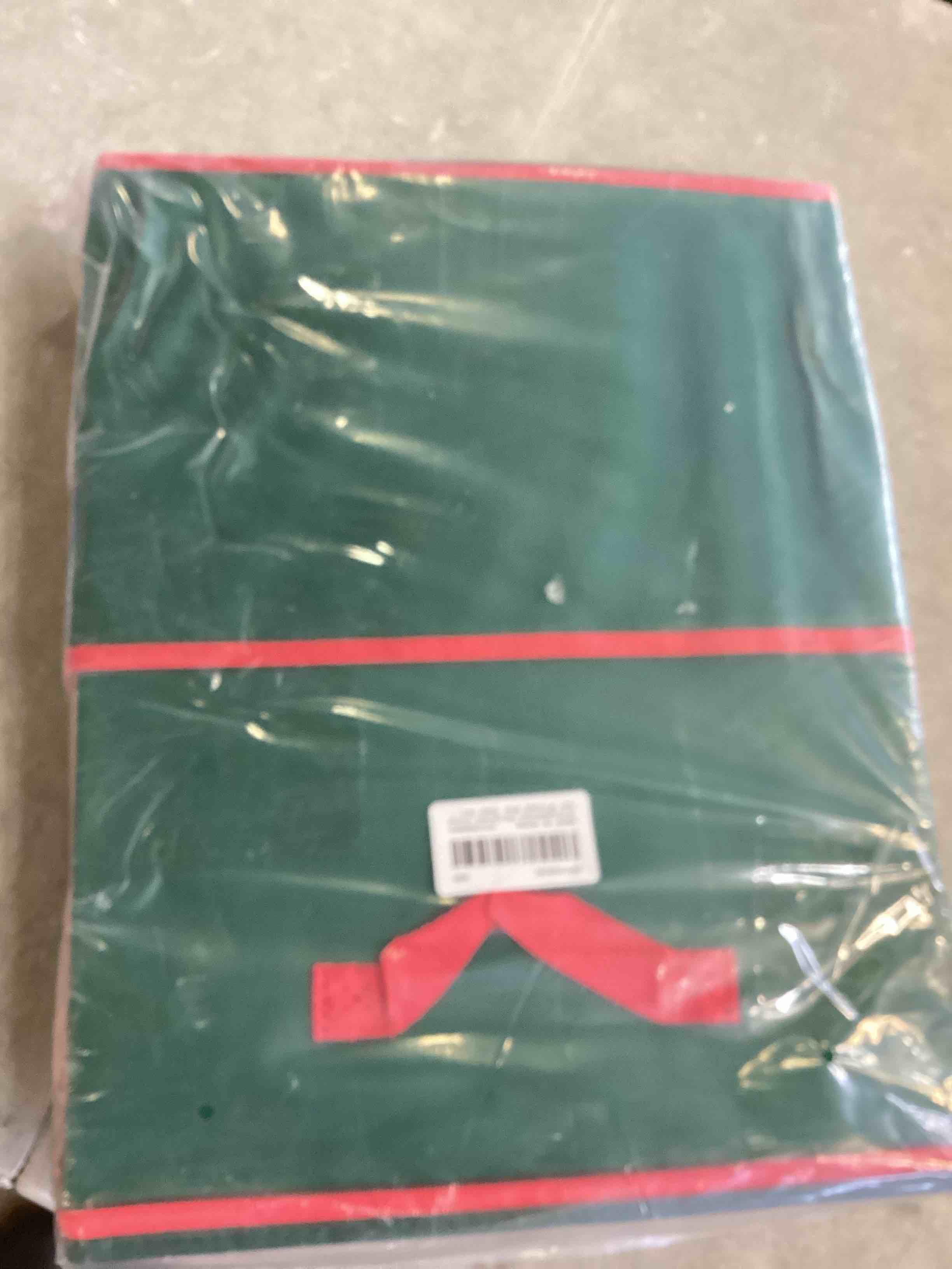 https://s3.amazonaws.com/lotting-images-prod/bidfta/PPE2047215_1743538308403.jpeg