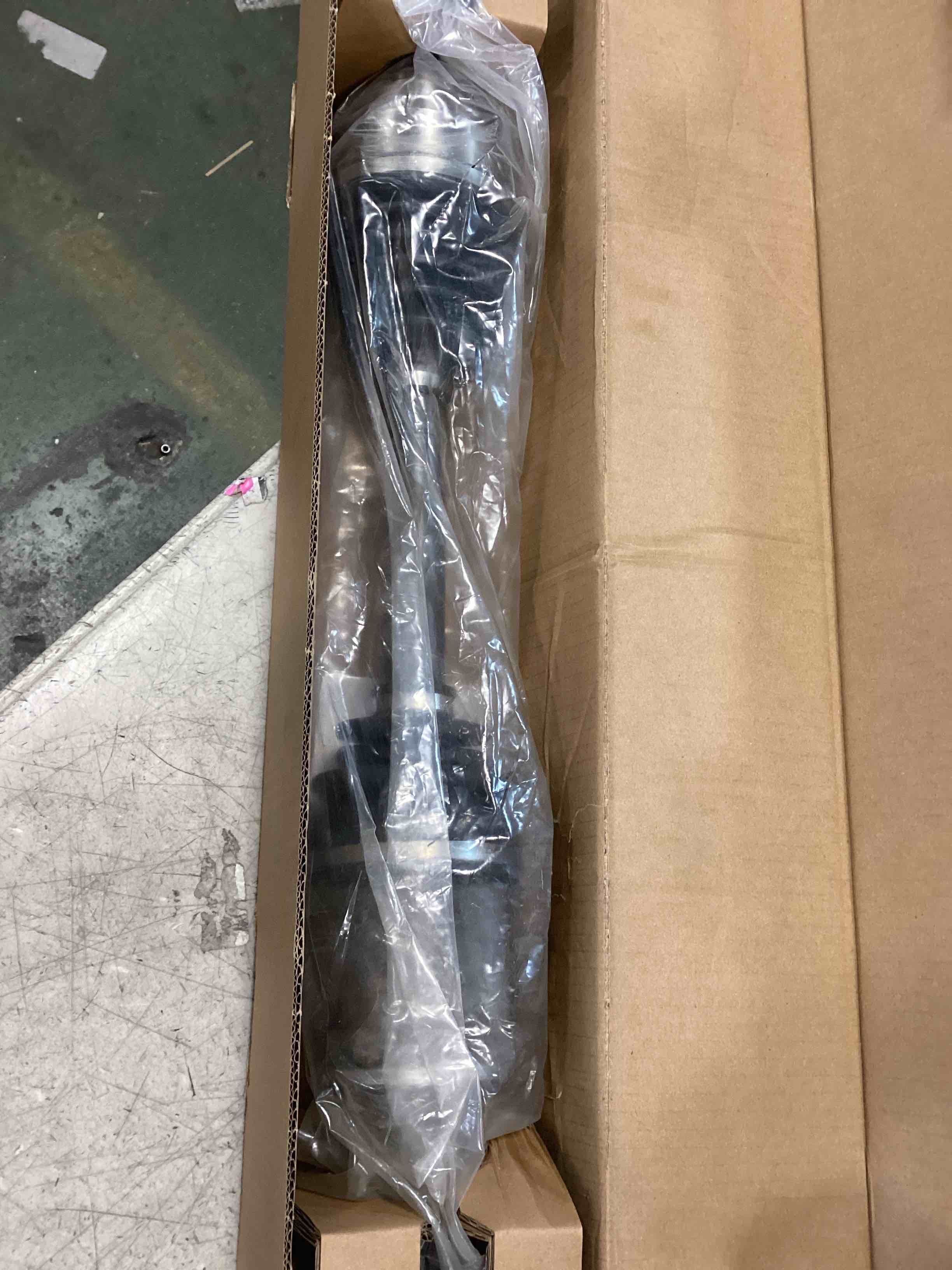 https://s3.amazonaws.com/lotting-images-prod/bidfta/PPE2047966_1744039796315.jpeg