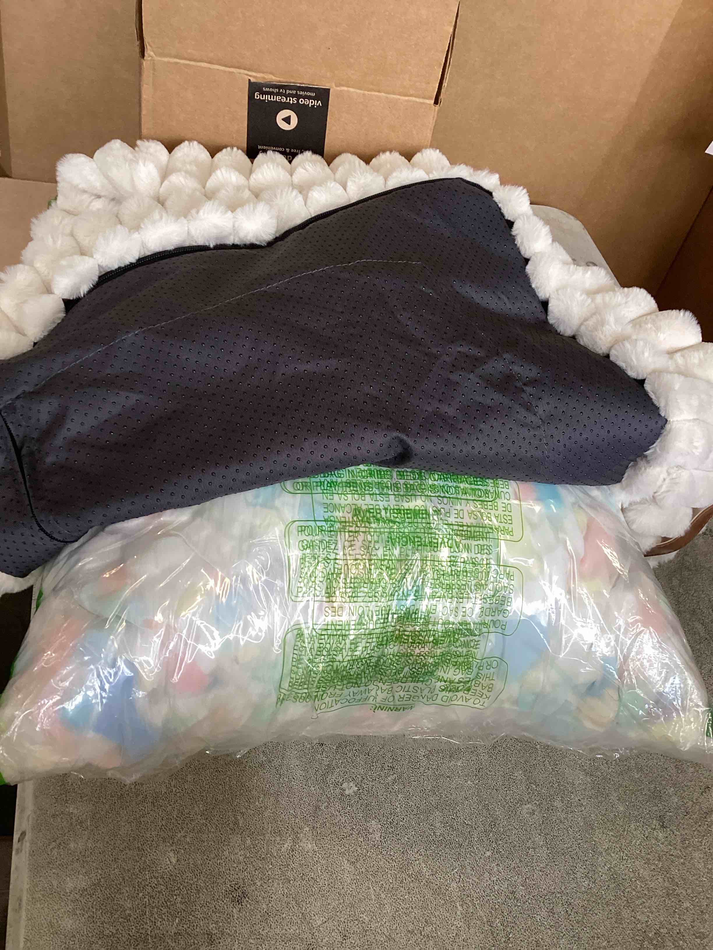 https://s3.amazonaws.com/lotting-images-prod/bidfta/PPE2048476_1744304344092.jpeg