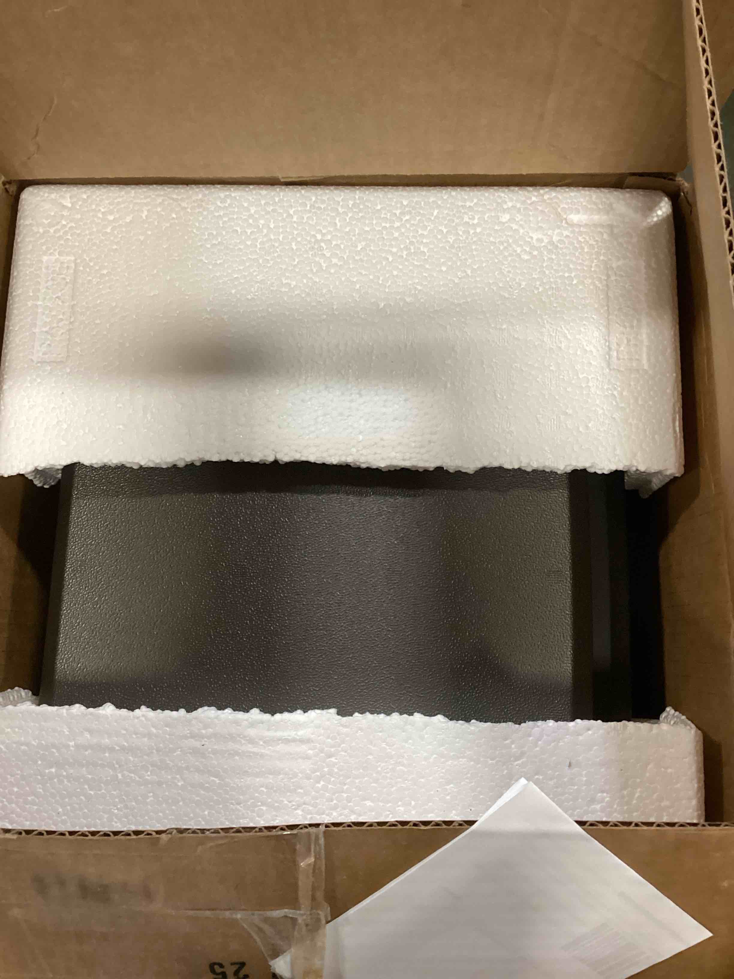 https://s3.amazonaws.com/lotting-images-prod/bidfta/PPE2048698_1745429746101.jpeg