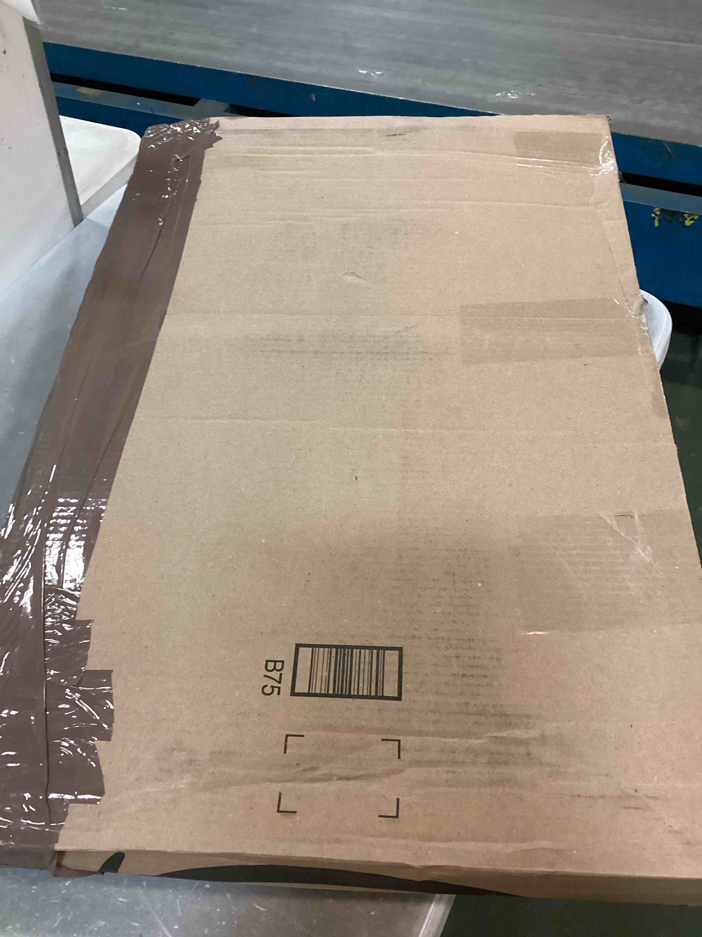 https://s3.amazonaws.com/lotting-images-prod/bidfta/PPE2049142_1744986748913.jpeg