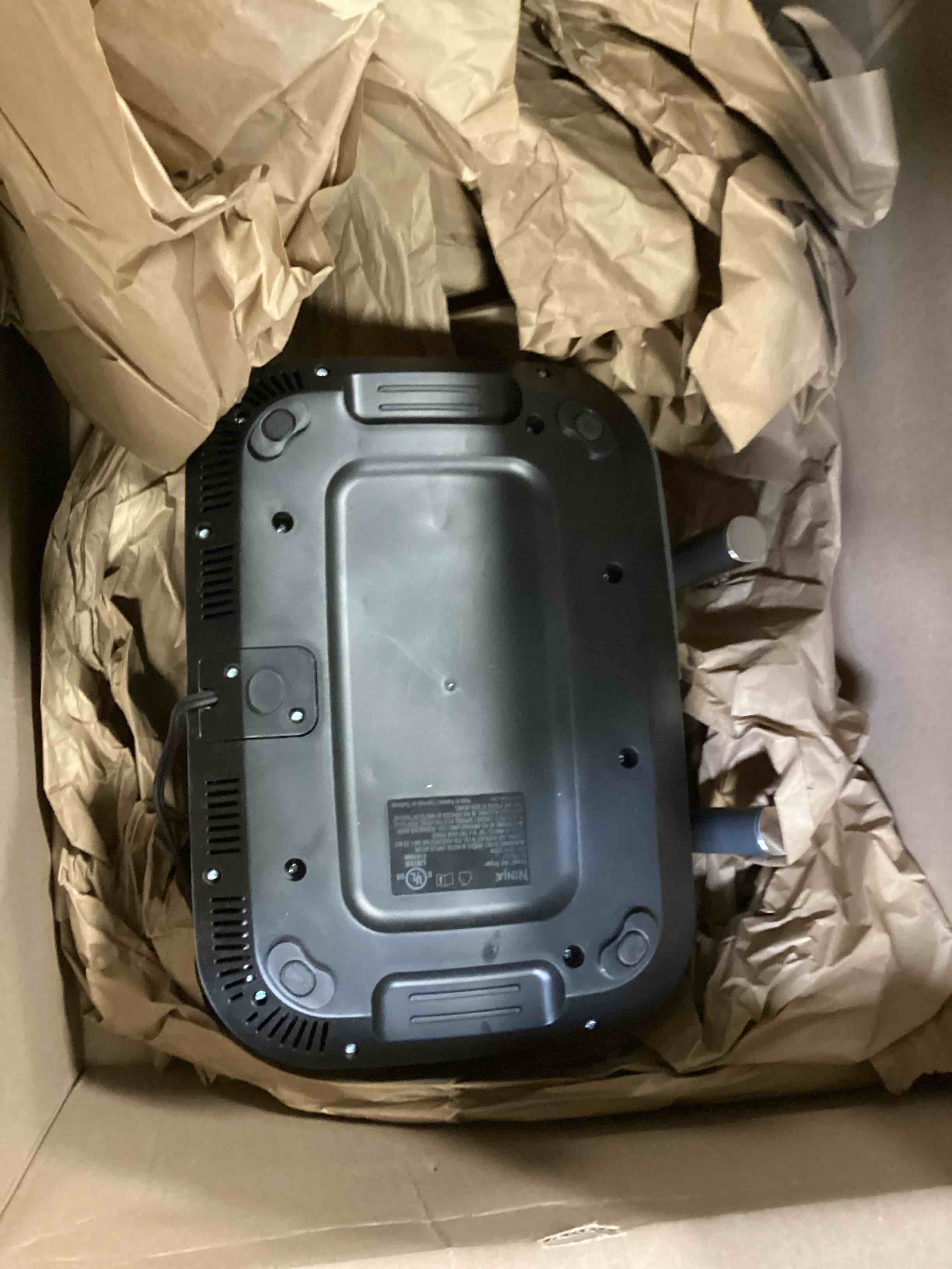 https://s3.amazonaws.com/lotting-images-prod/bidfta/PPE2049266_1745248761992.jpeg