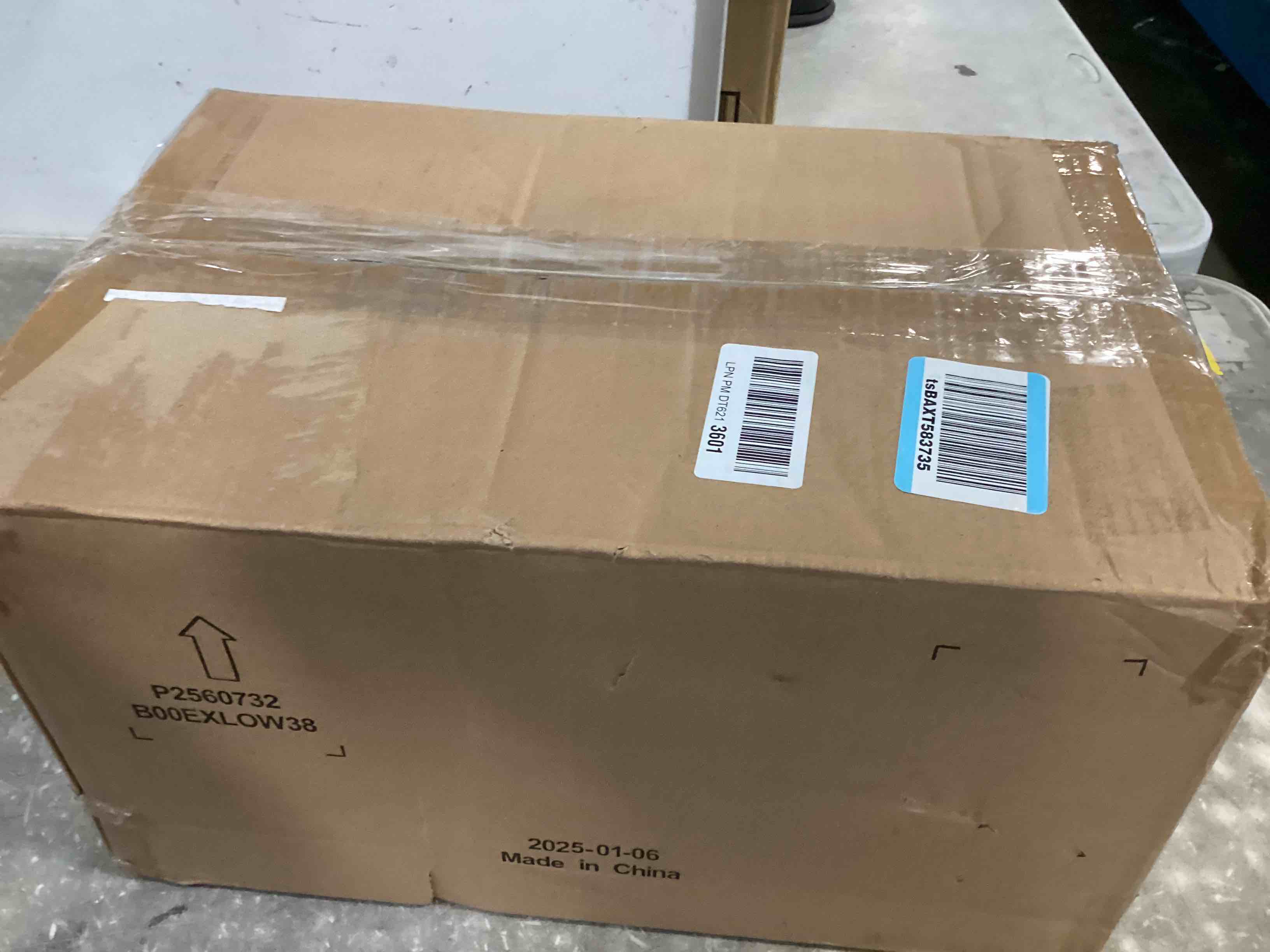https://s3.amazonaws.com/lotting-images-prod/bidfta/PPE2049291_1745256272586.jpeg