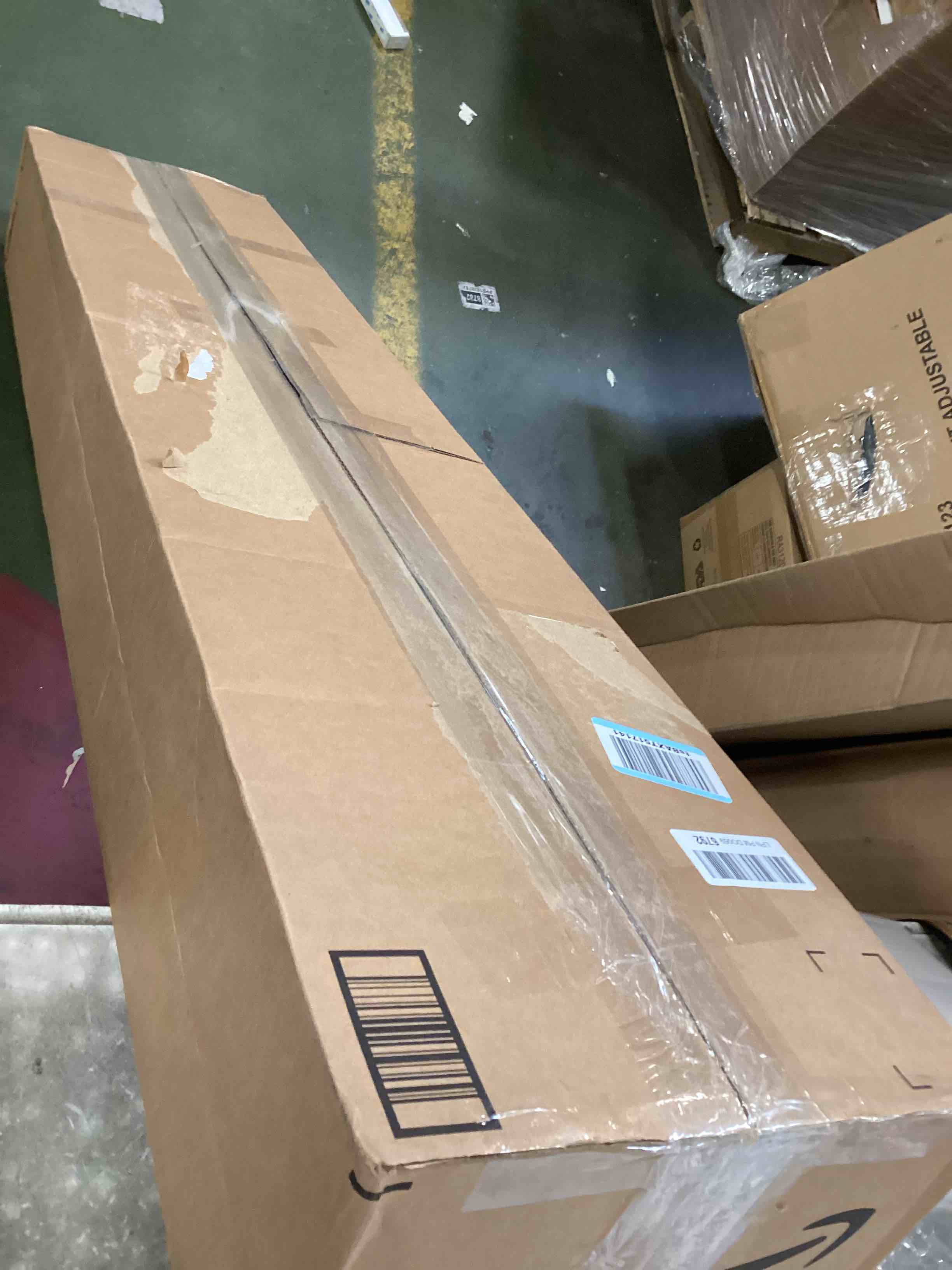 https://s3.amazonaws.com/lotting-images-prod/bidfta/PPE2049312_1745260939316.jpeg