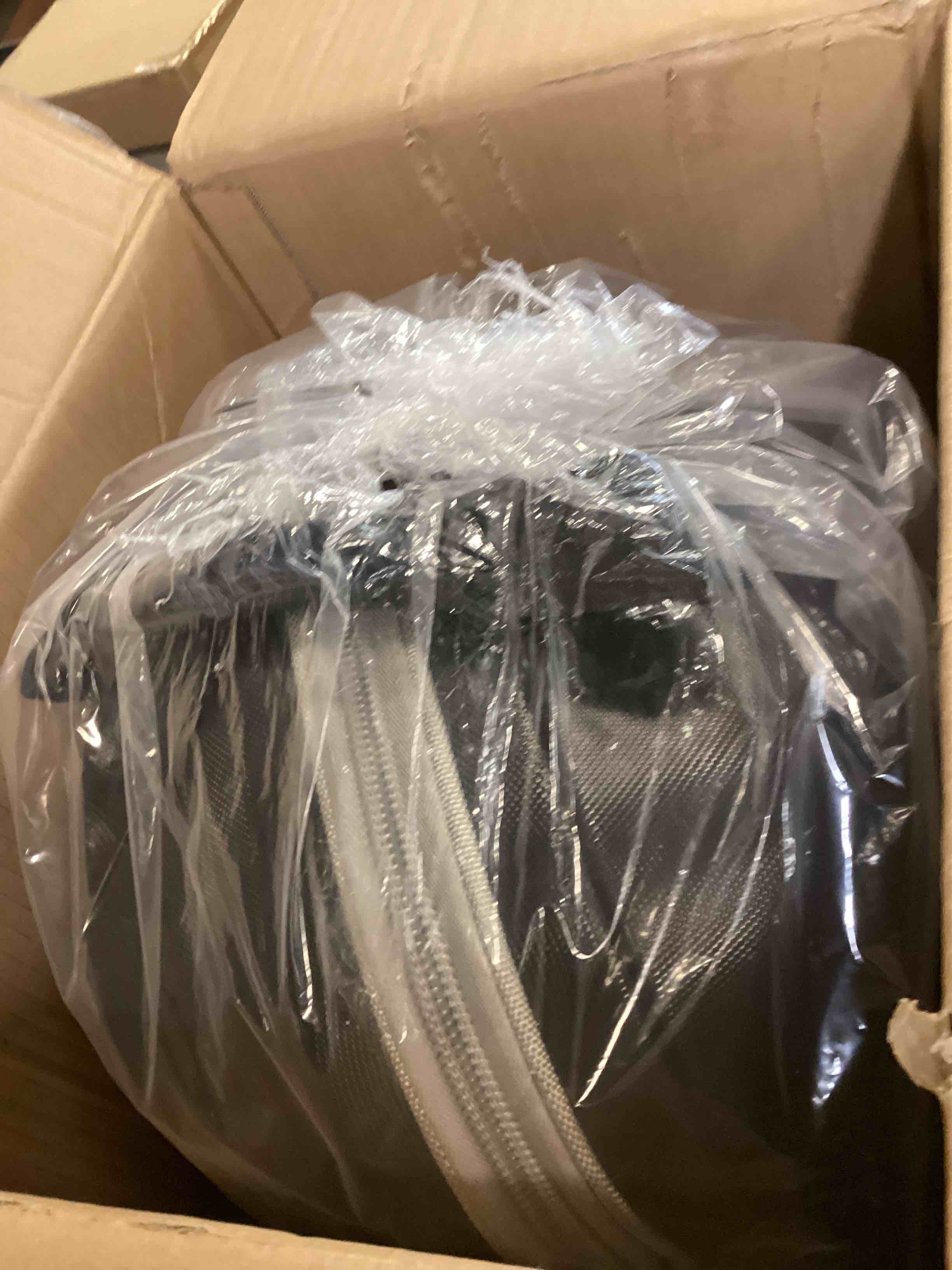 https://s3.amazonaws.com/lotting-images-prod/bidfta/PPE2049322_1745263763540.jpeg