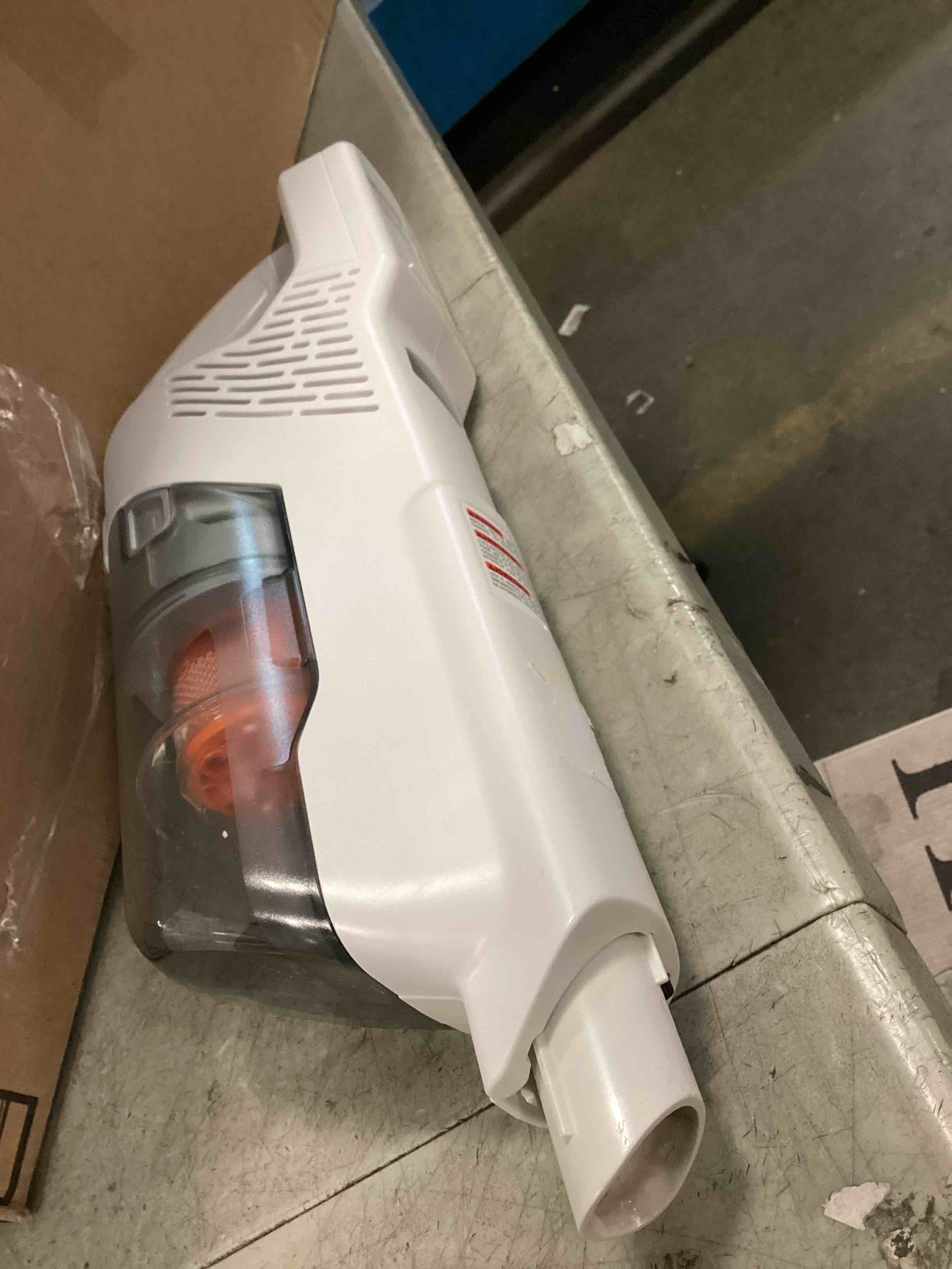 https://s3.amazonaws.com/lotting-images-prod/bidfta/PPE2049780_1745413479766.jpeg