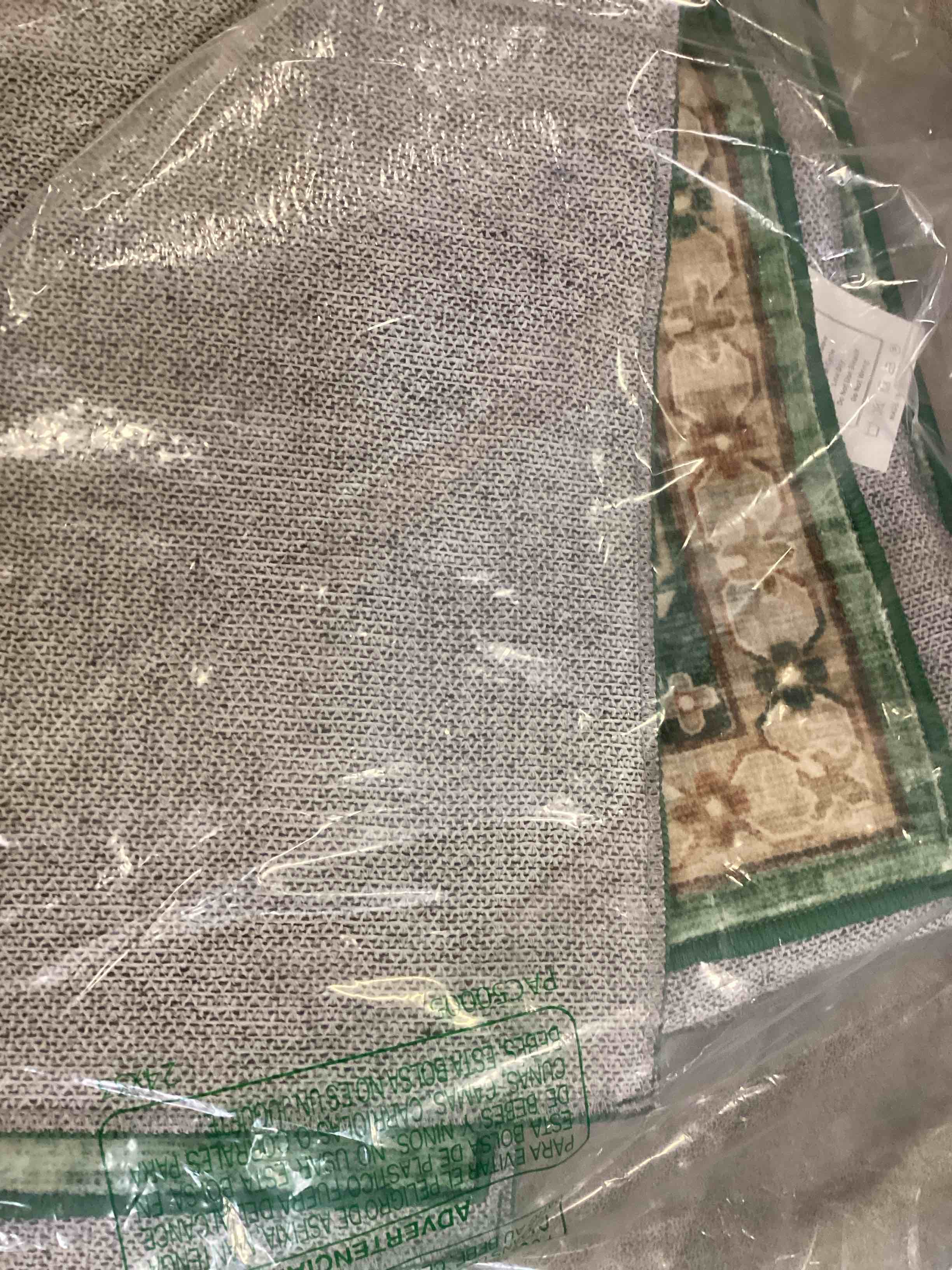 https://s3.amazonaws.com/lotting-images-prod/bidfta/PPE2049894_1745584648546.jpeg