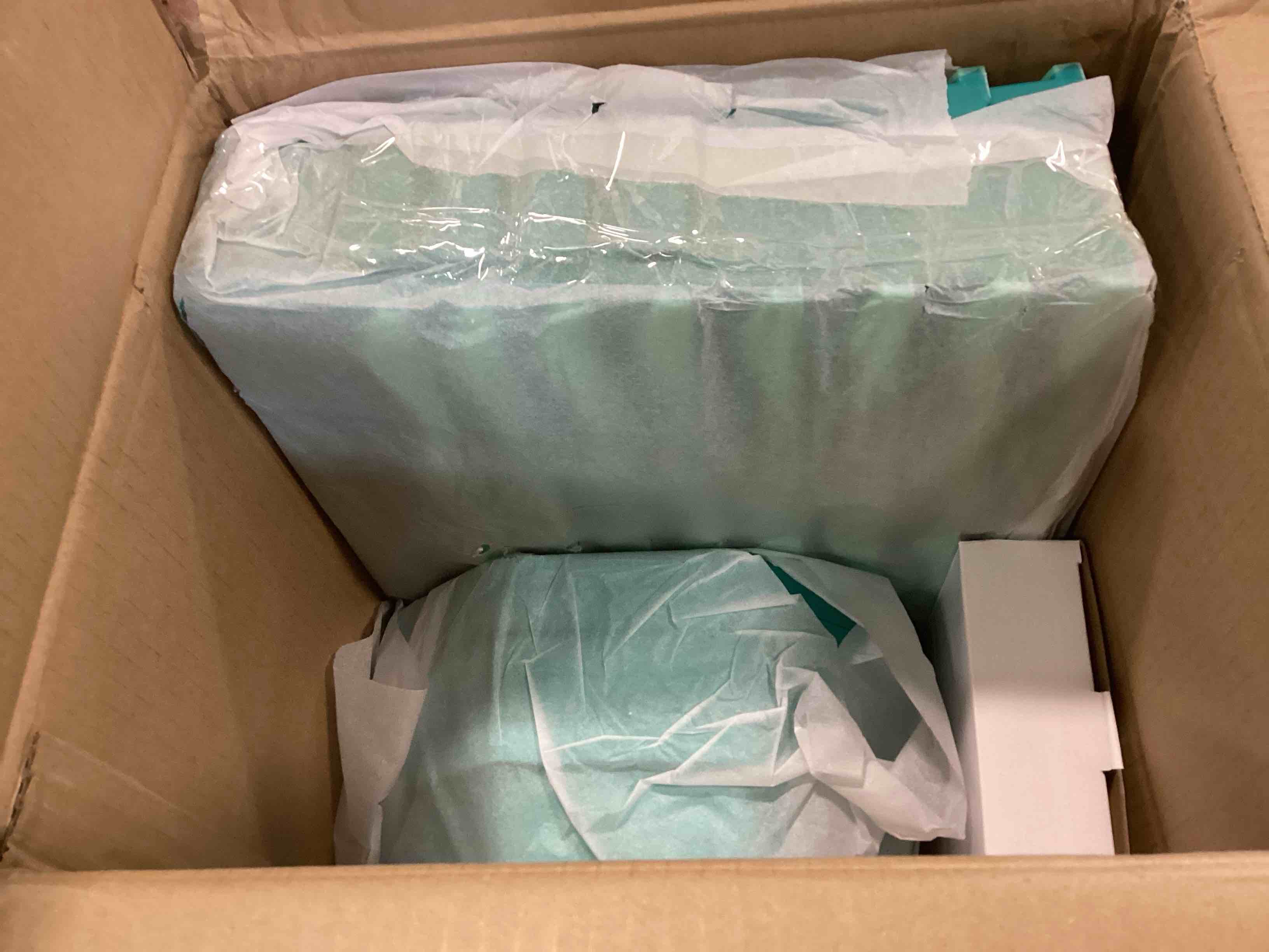 https://s3.amazonaws.com/lotting-images-prod/bidfta/PPE2051397_1745004428320.jpeg