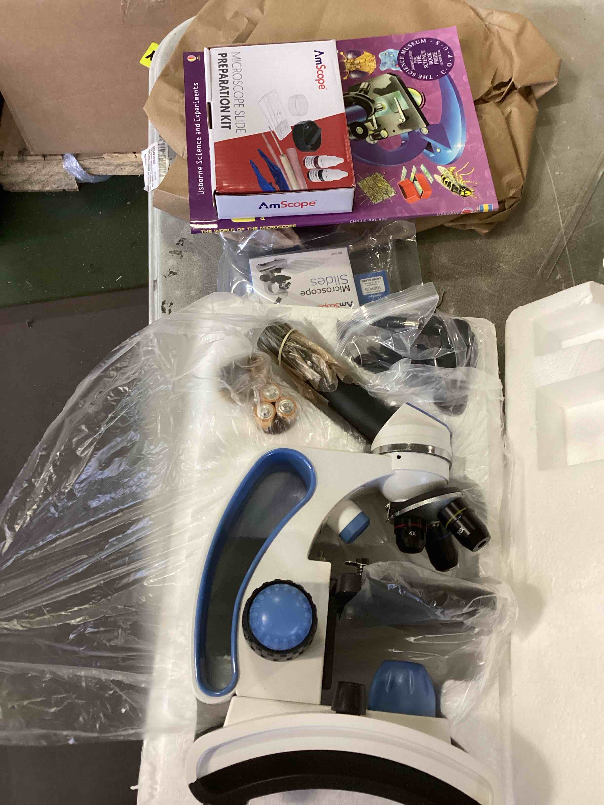 https://s3.amazonaws.com/lotting-images-prod/bidfta/PPE2051576_1745329908575.jpeg