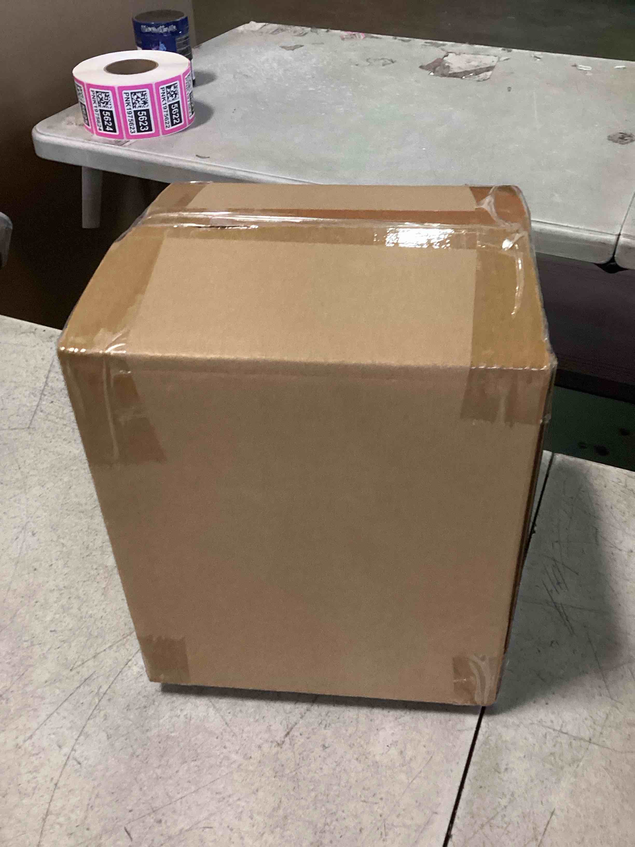 https://s3.amazonaws.com/lotting-images-prod/bidfta/PPE2053316_1743685727343.jpeg