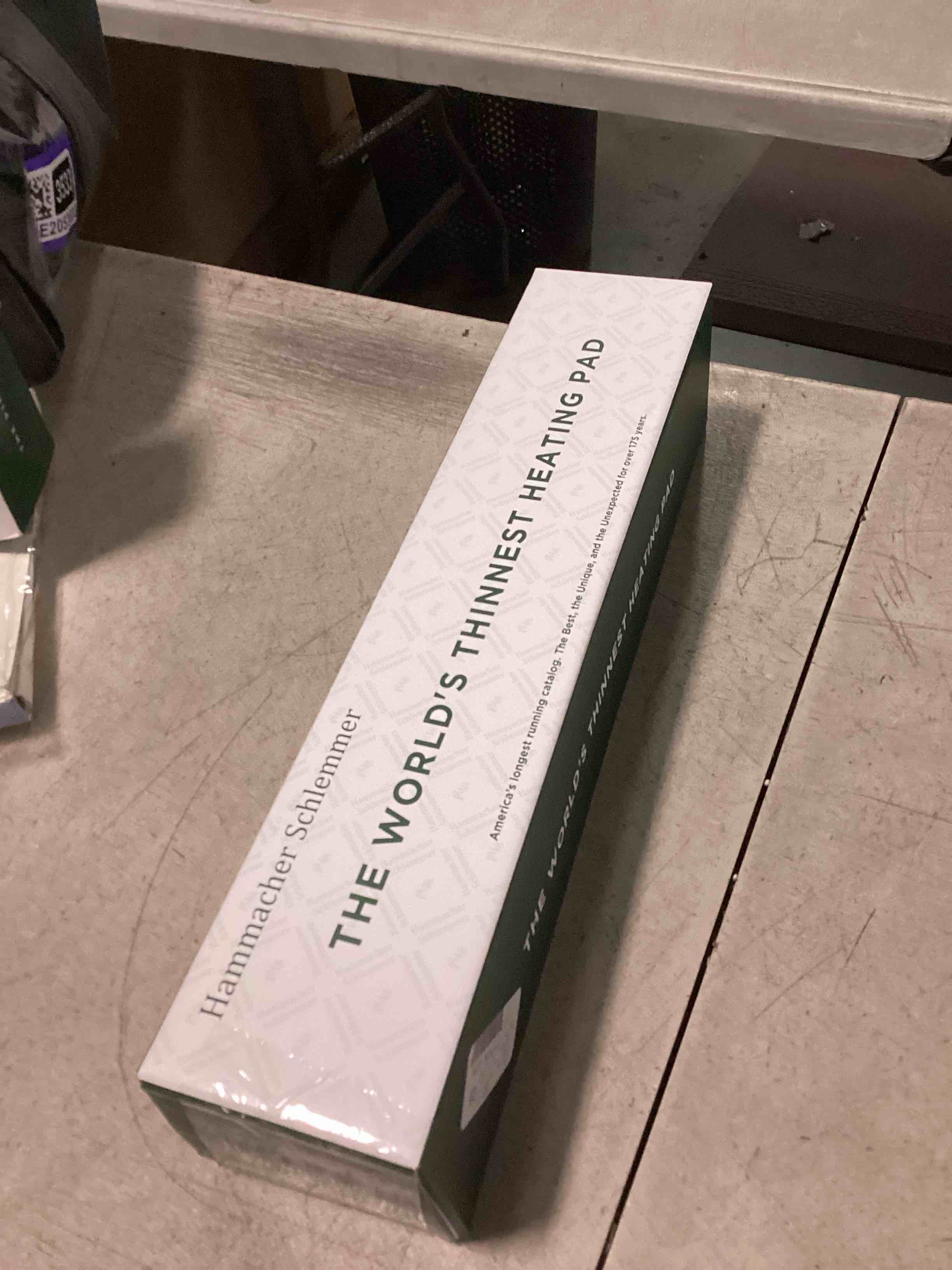 https://s3.amazonaws.com/lotting-images-prod/bidfta/PPE2053665_1743789442958.jpeg