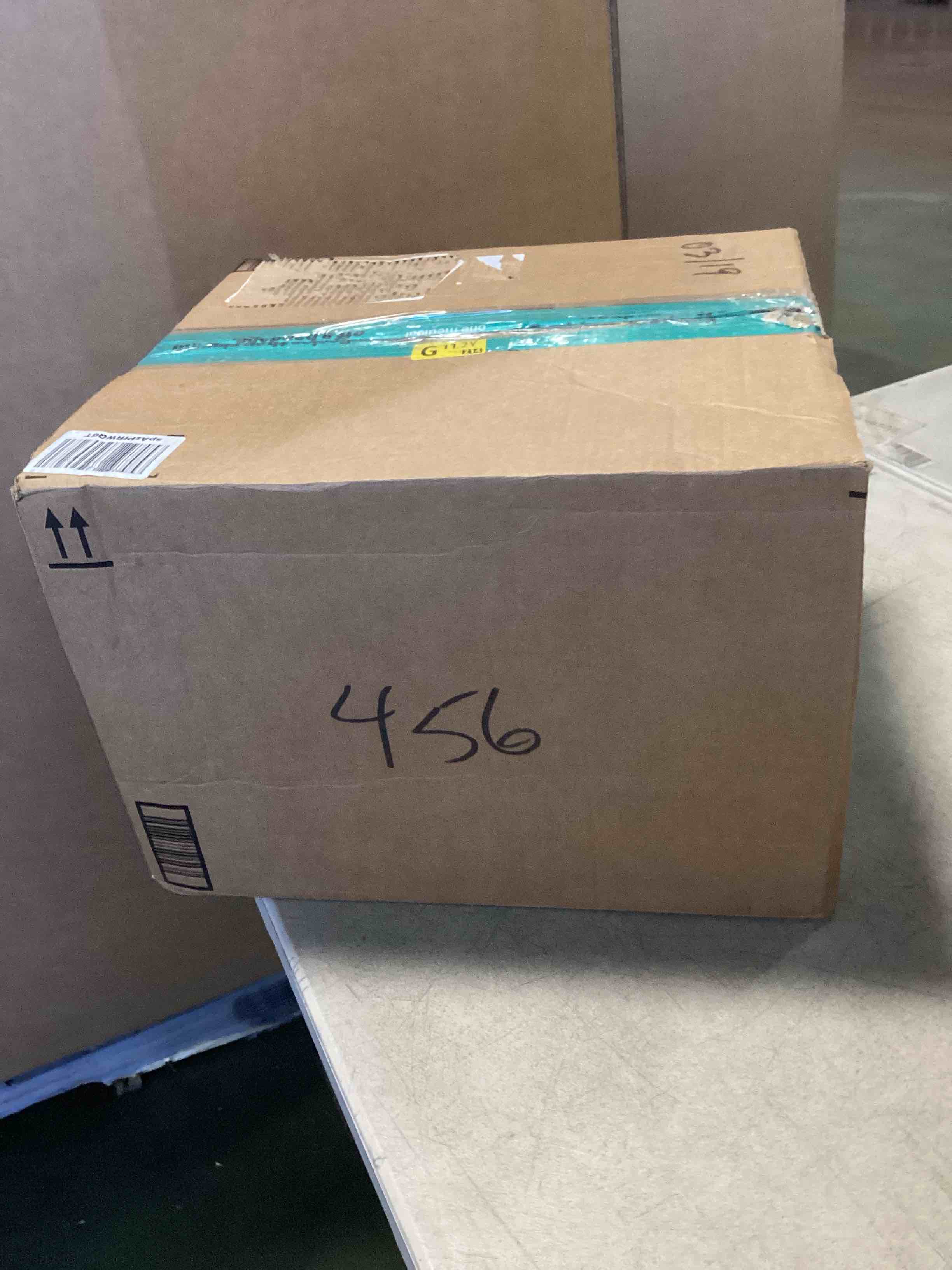 https://s3.amazonaws.com/lotting-images-prod/bidfta/PPE2054198_1744201542409.jpeg