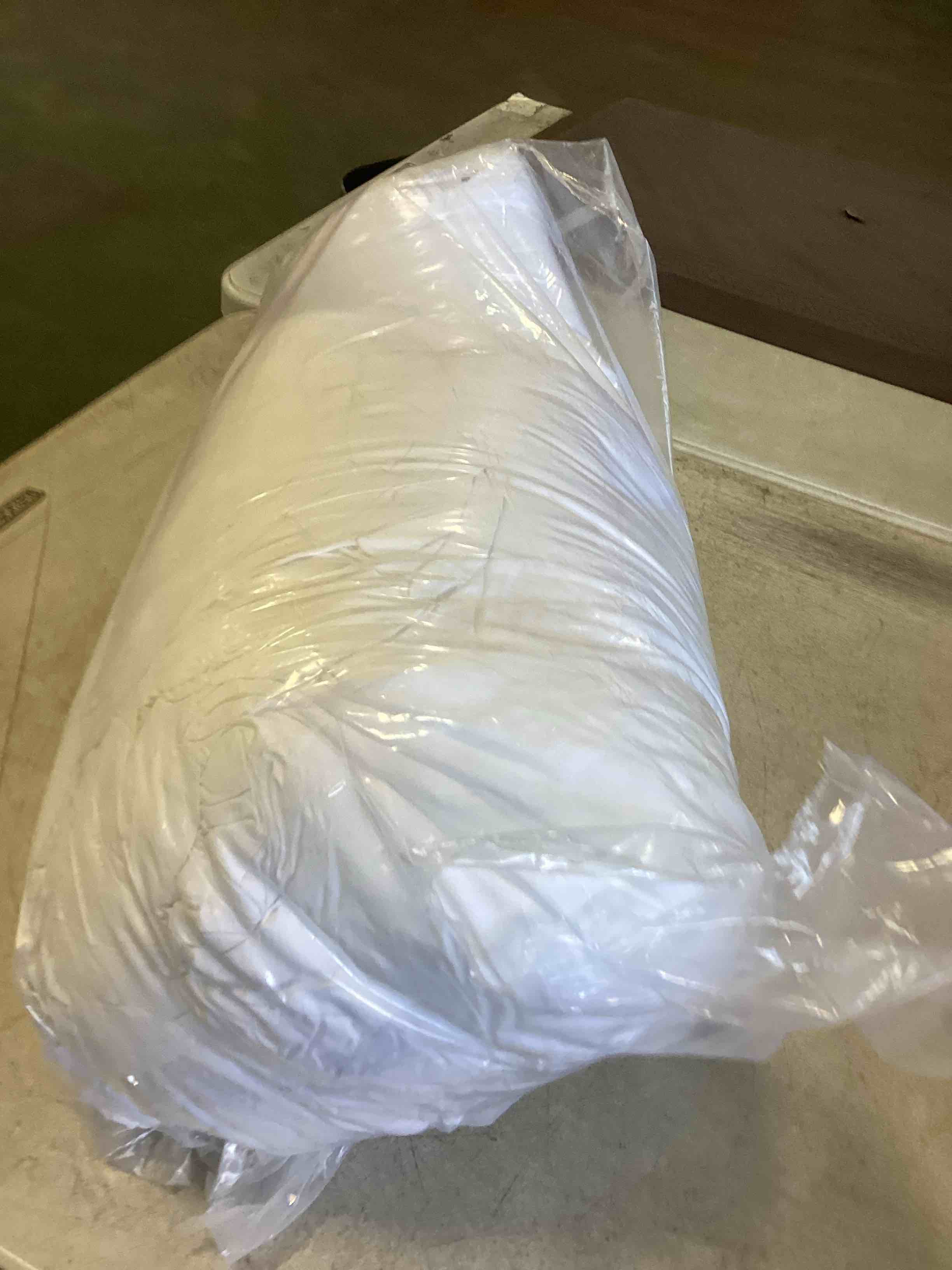 https://s3.amazonaws.com/lotting-images-prod/bidfta/PPE2054412_1744296488616.jpeg