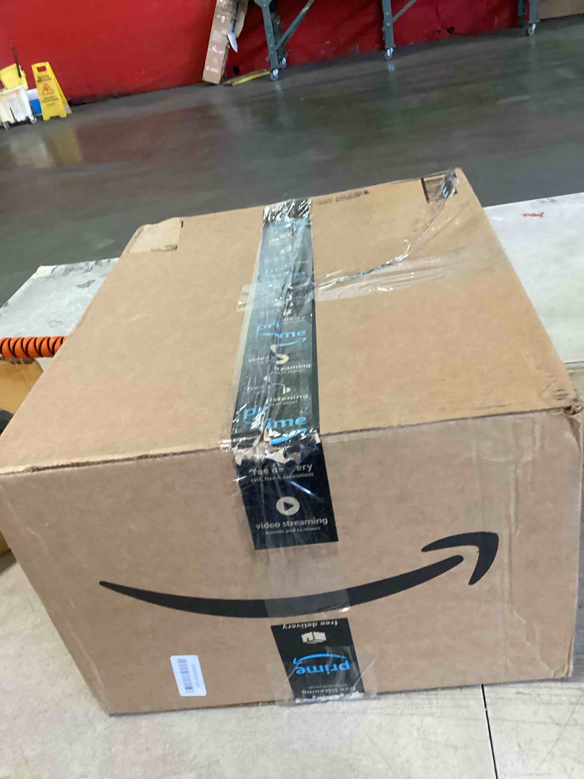 https://s3.amazonaws.com/lotting-images-prod/bidfta/PPE2054439_1744307813859.jpeg