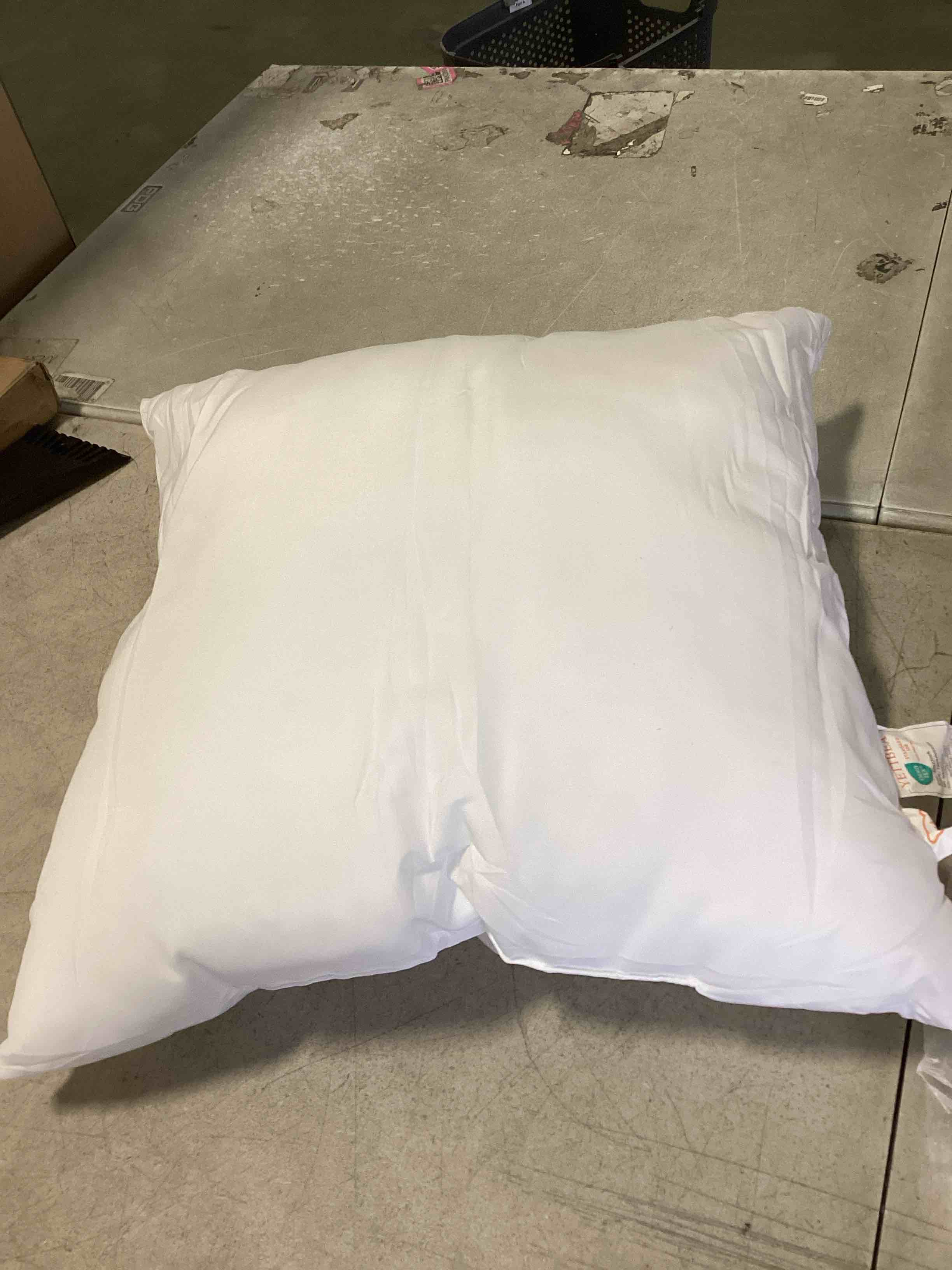 https://s3.amazonaws.com/lotting-images-prod/bidfta/PPE2054538_1744393250400.jpeg
