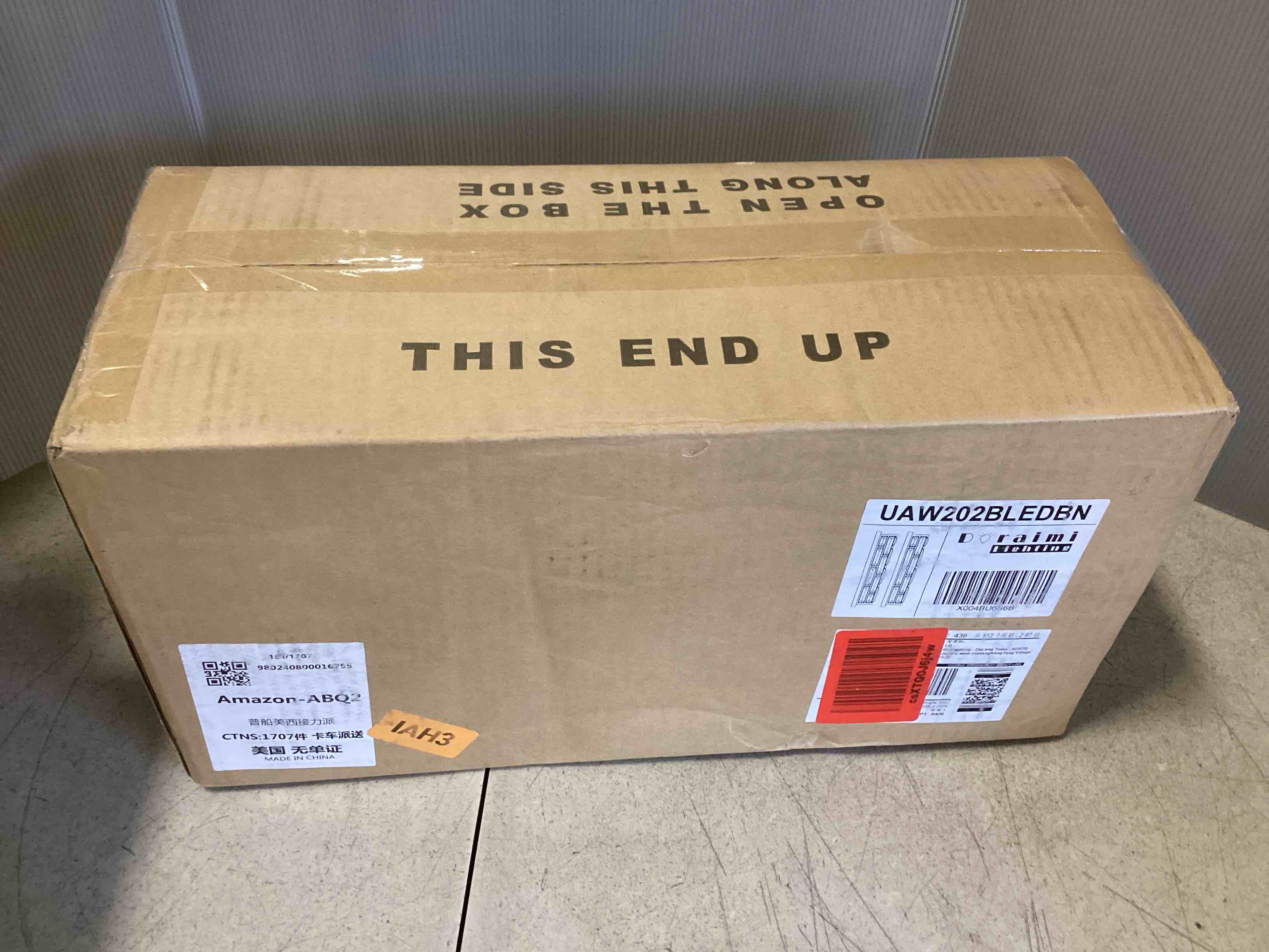 https://s3.amazonaws.com/lotting-images-prod/bidfta/PPE2055255_1744918923147.jpeg