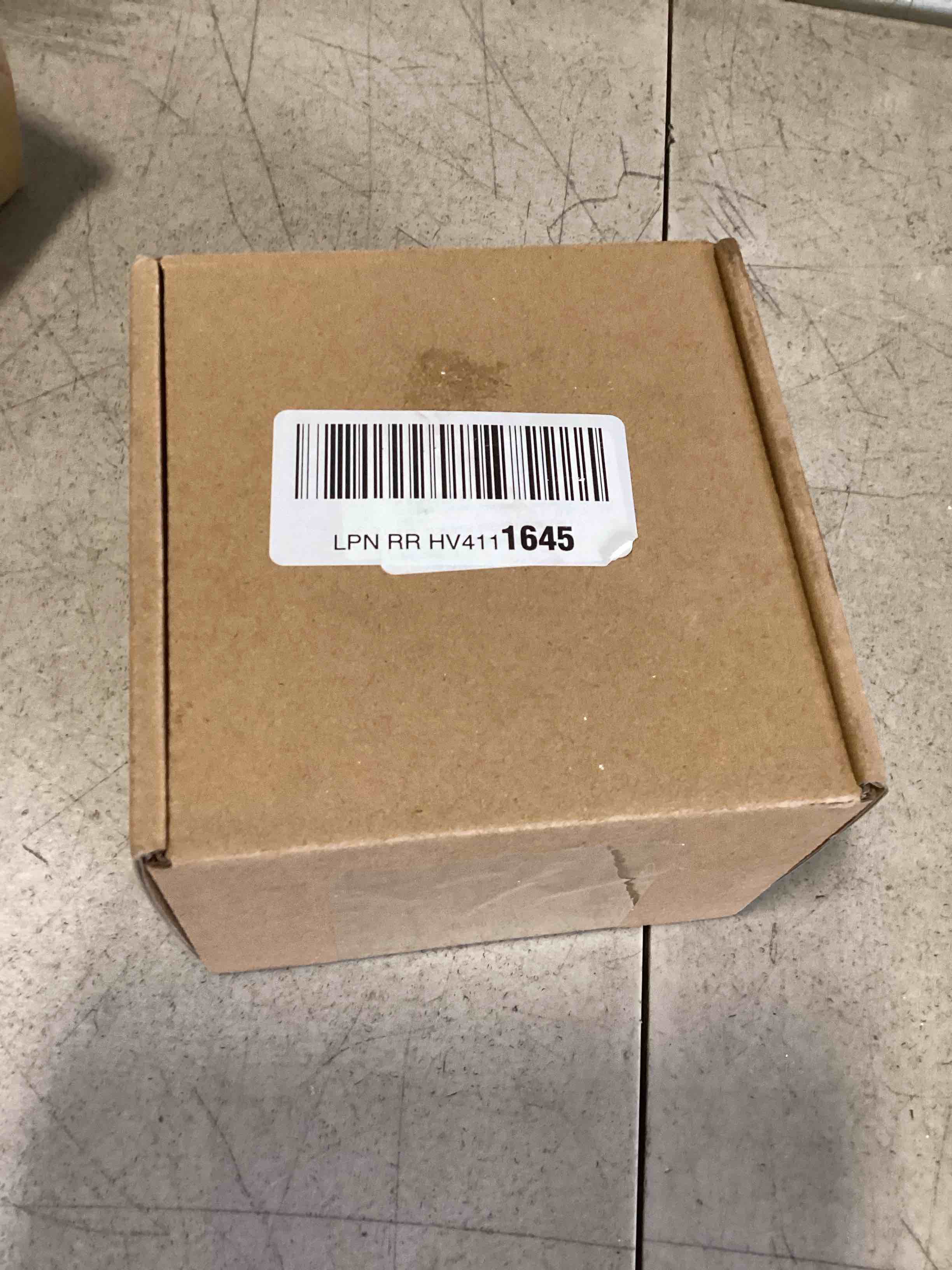 https://s3.amazonaws.com/lotting-images-prod/bidfta/PPE2055450_1745005168193.jpeg