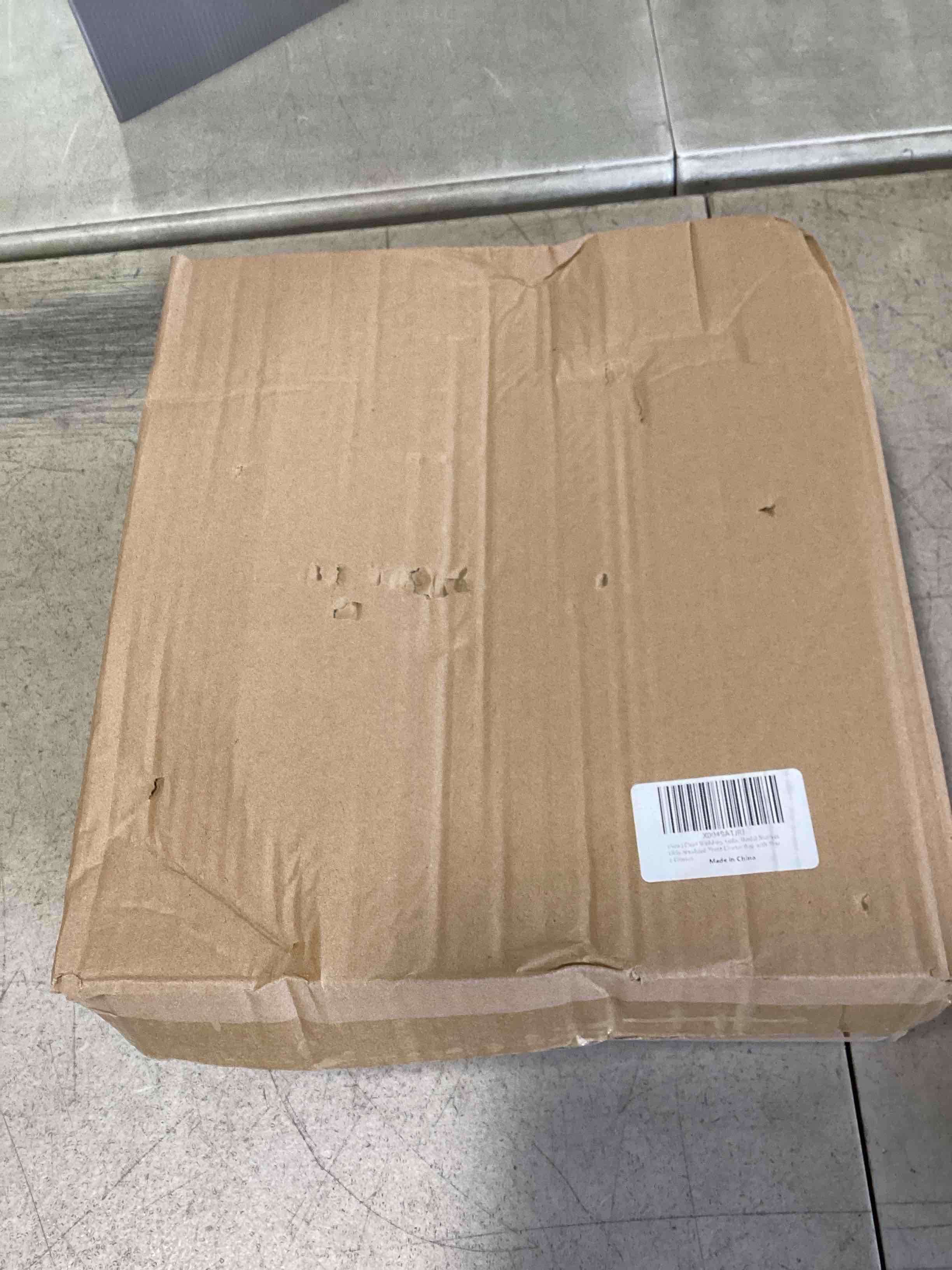 https://s3.amazonaws.com/lotting-images-prod/bidfta/PPE2055457_1745006428613.jpeg