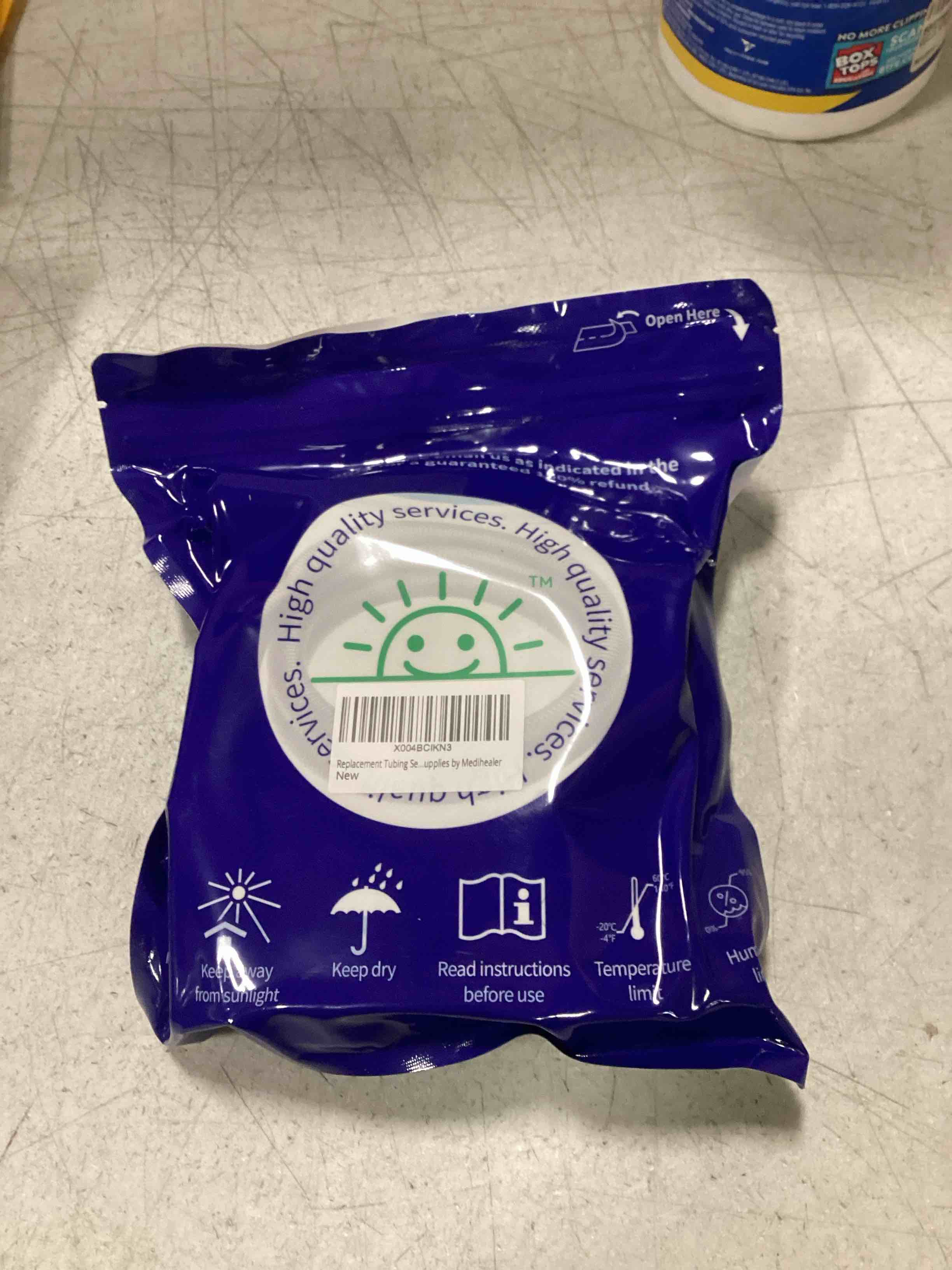 https://s3.amazonaws.com/lotting-images-prod/bidfta/PPE2055824_1745841901780.jpeg