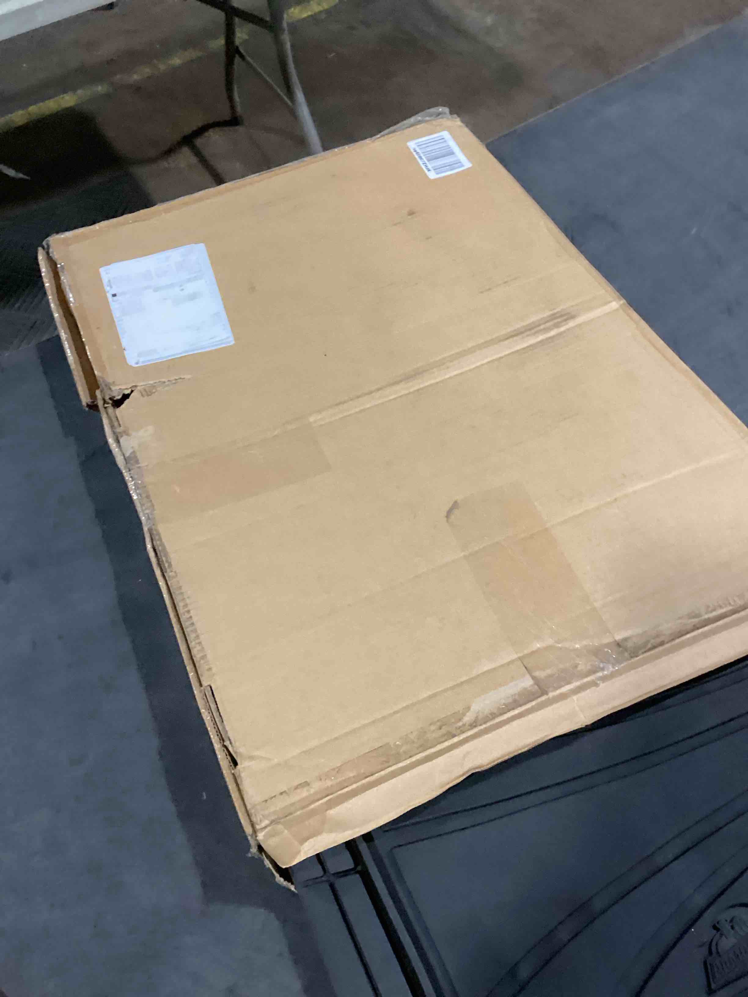 https://s3.amazonaws.com/lotting-images-prod/bidfta/PPE2056476_1738329131257.jpeg