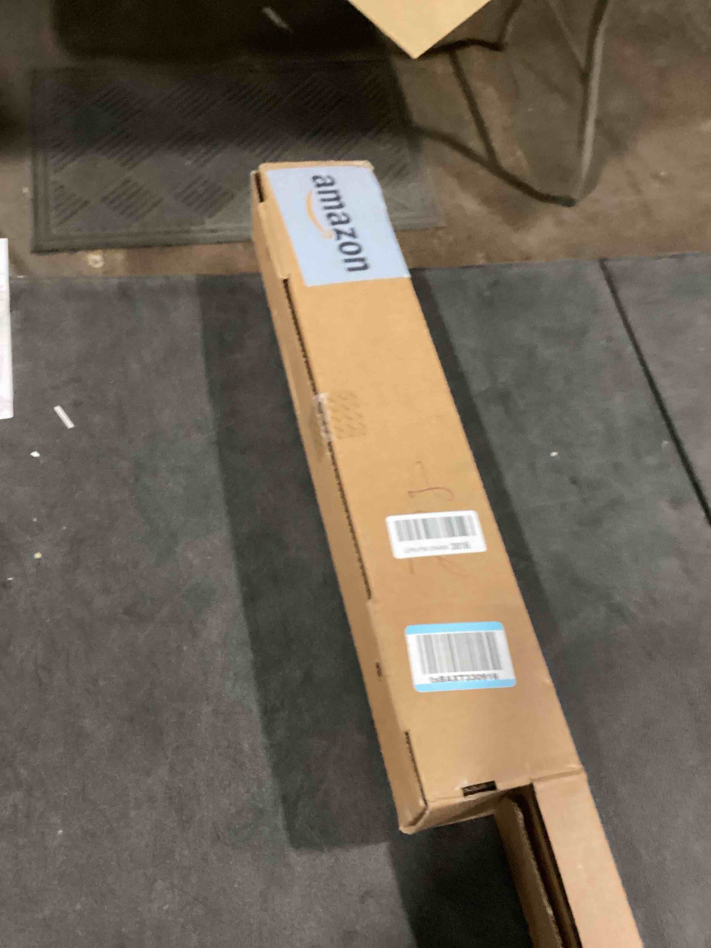 https://s3.amazonaws.com/lotting-images-prod/bidfta/PPE2056493_1738333561482.jpeg