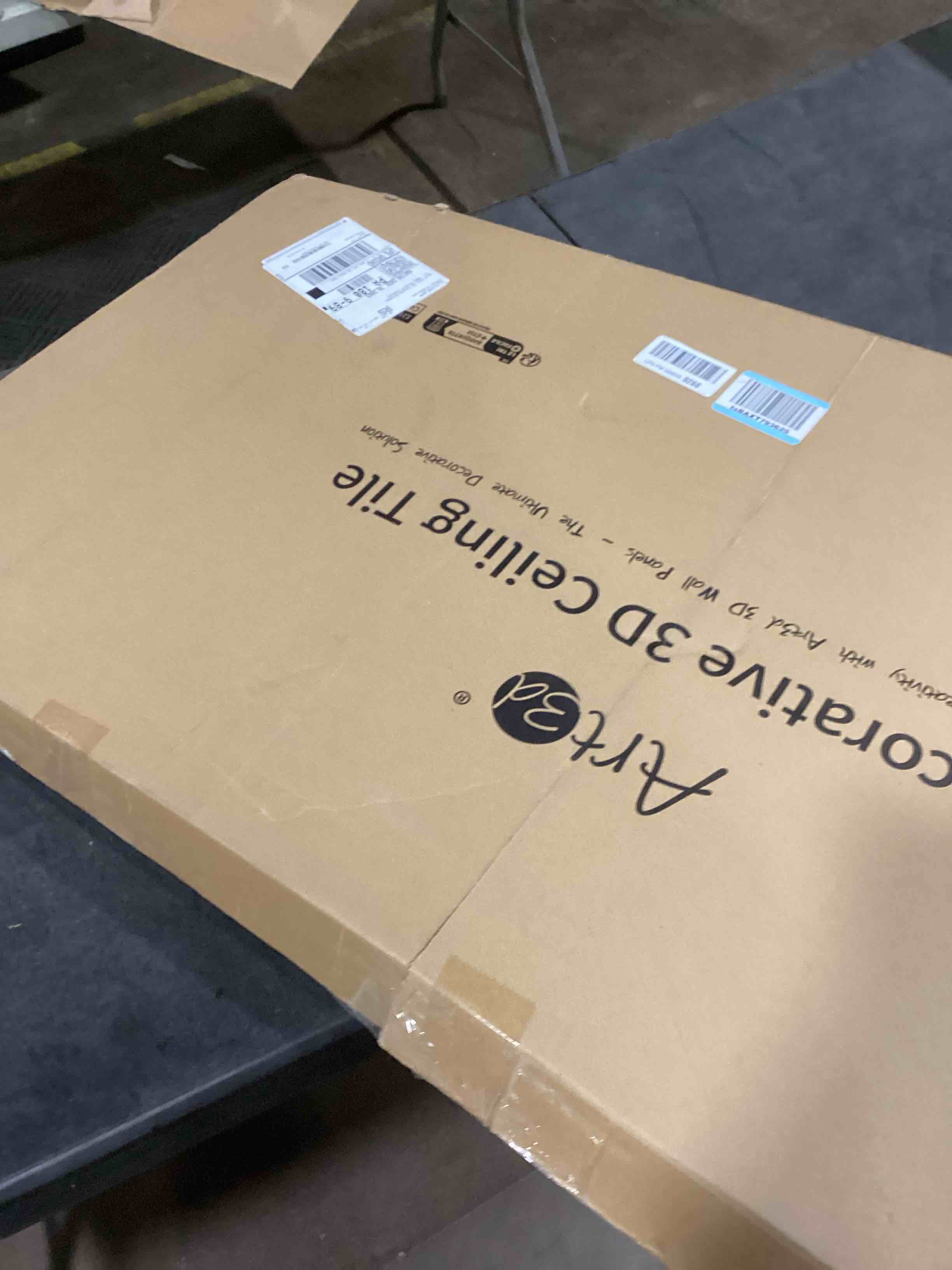 https://s3.amazonaws.com/lotting-images-prod/bidfta/PPE2056496_1738333880538.jpeg