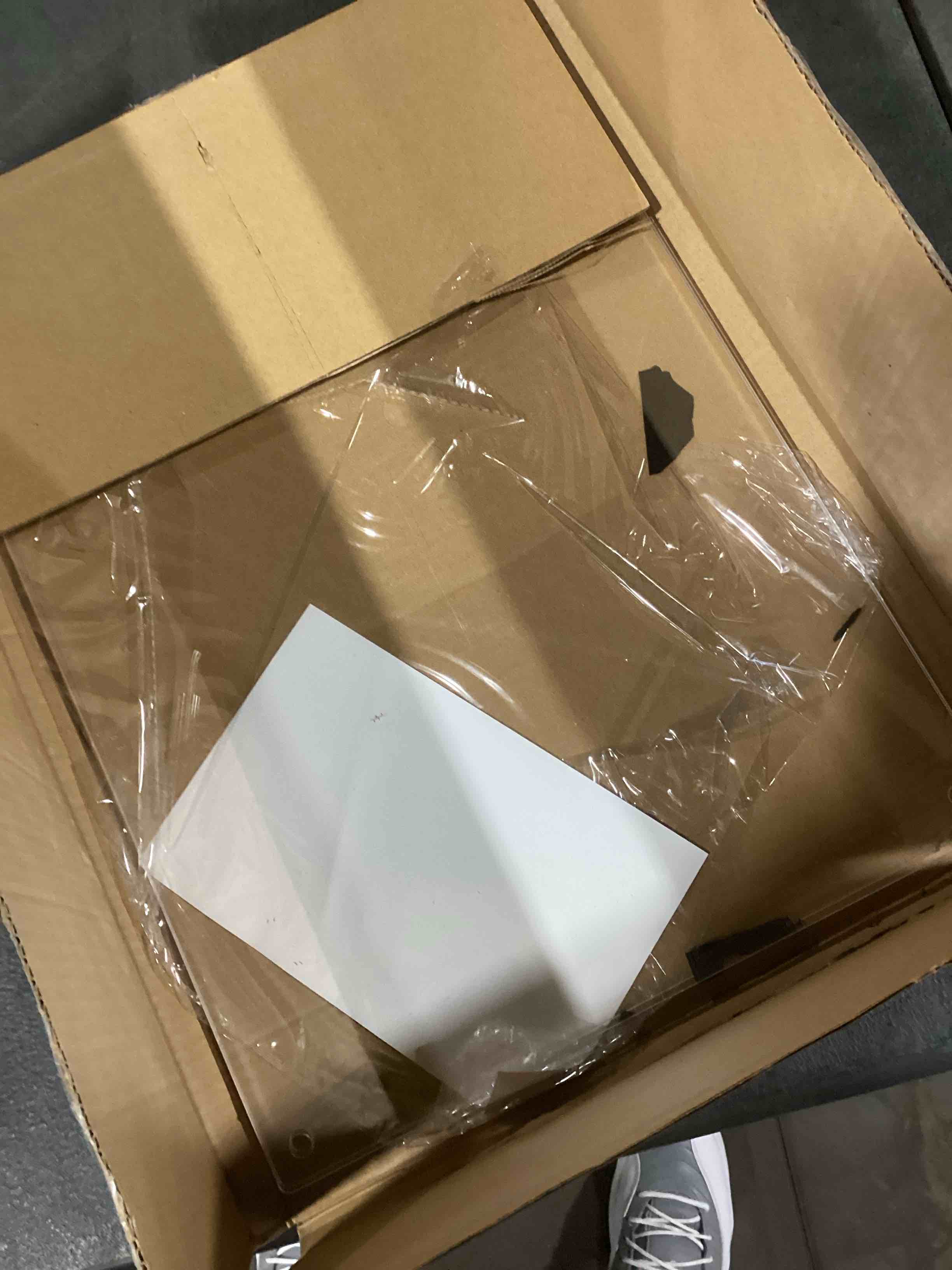 https://s3.amazonaws.com/lotting-images-prod/bidfta/PPE2056577_1738675263134.jpeg