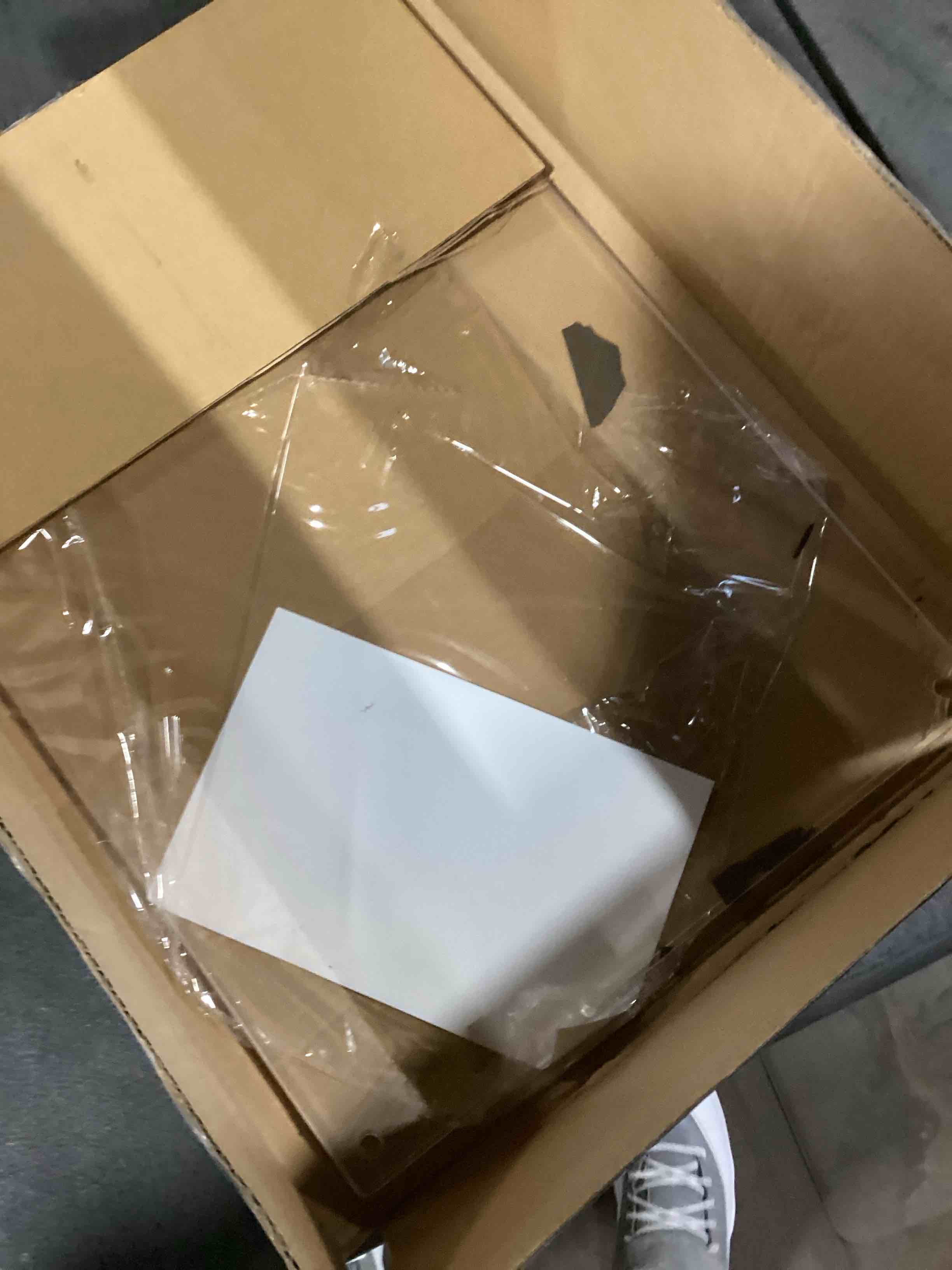 https://s3.amazonaws.com/lotting-images-prod/bidfta/PPE2056577_1738675264747.jpeg