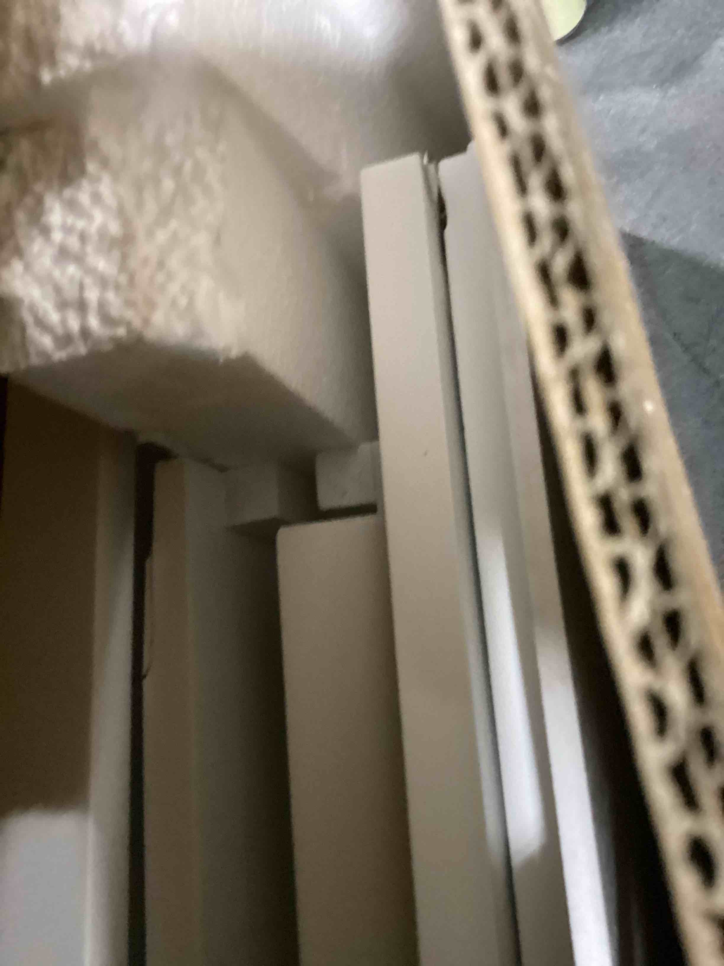 https://s3.amazonaws.com/lotting-images-prod/bidfta/PPE2056733_1738782148052.jpeg