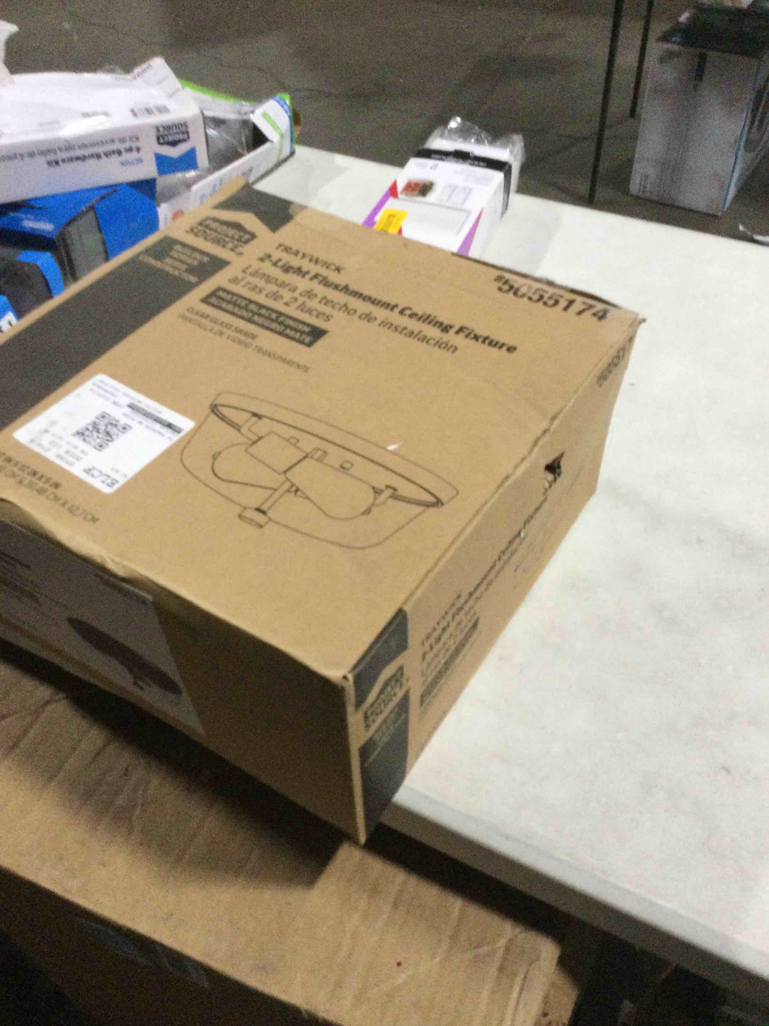 https://s3.amazonaws.com/lotting-images-prod/bidfta/PPE2057037_1739292656585.jpeg